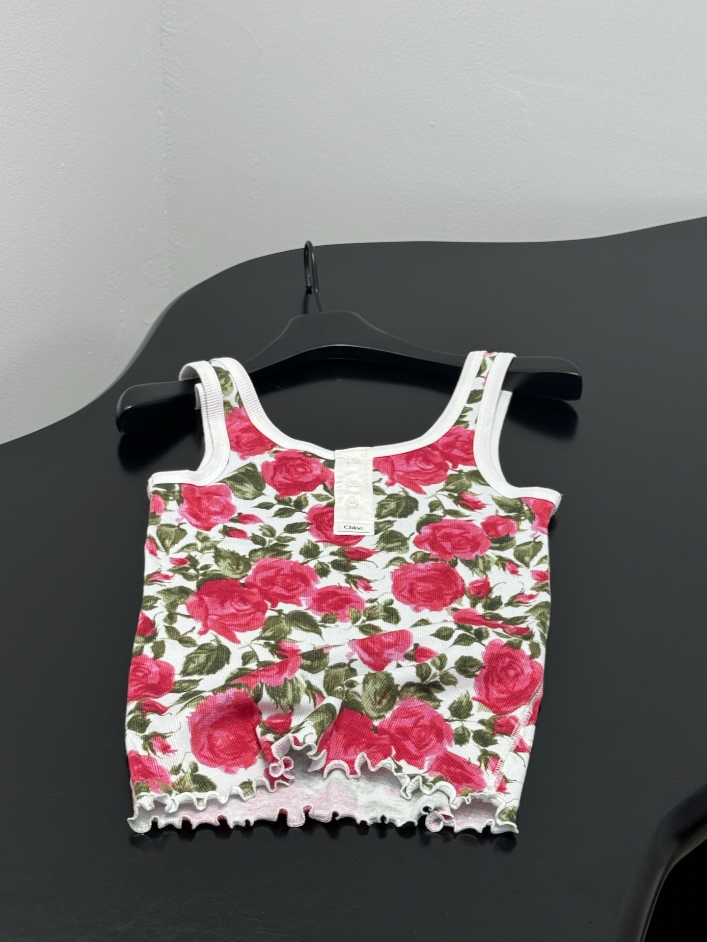 6e8fd1165cadeee35574bb53cf34eb00.jpg