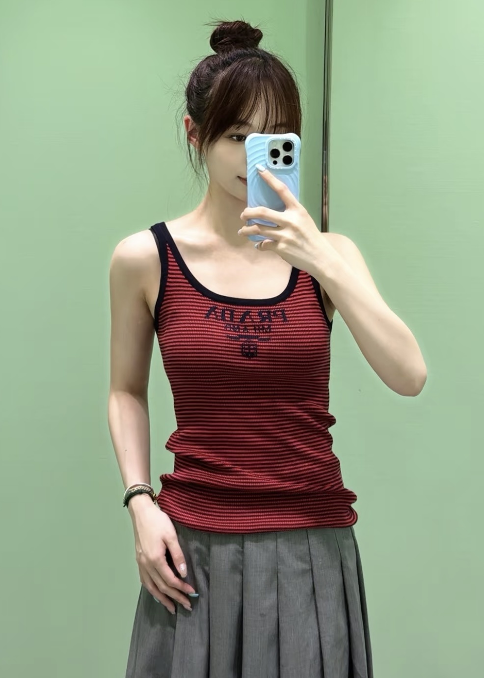 7fada5394a4bae75505fc6e8770e3814.jpg
