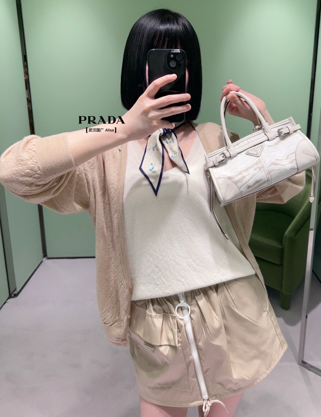 87133aa14b44c9865a1a1b18a39133c9.jpg