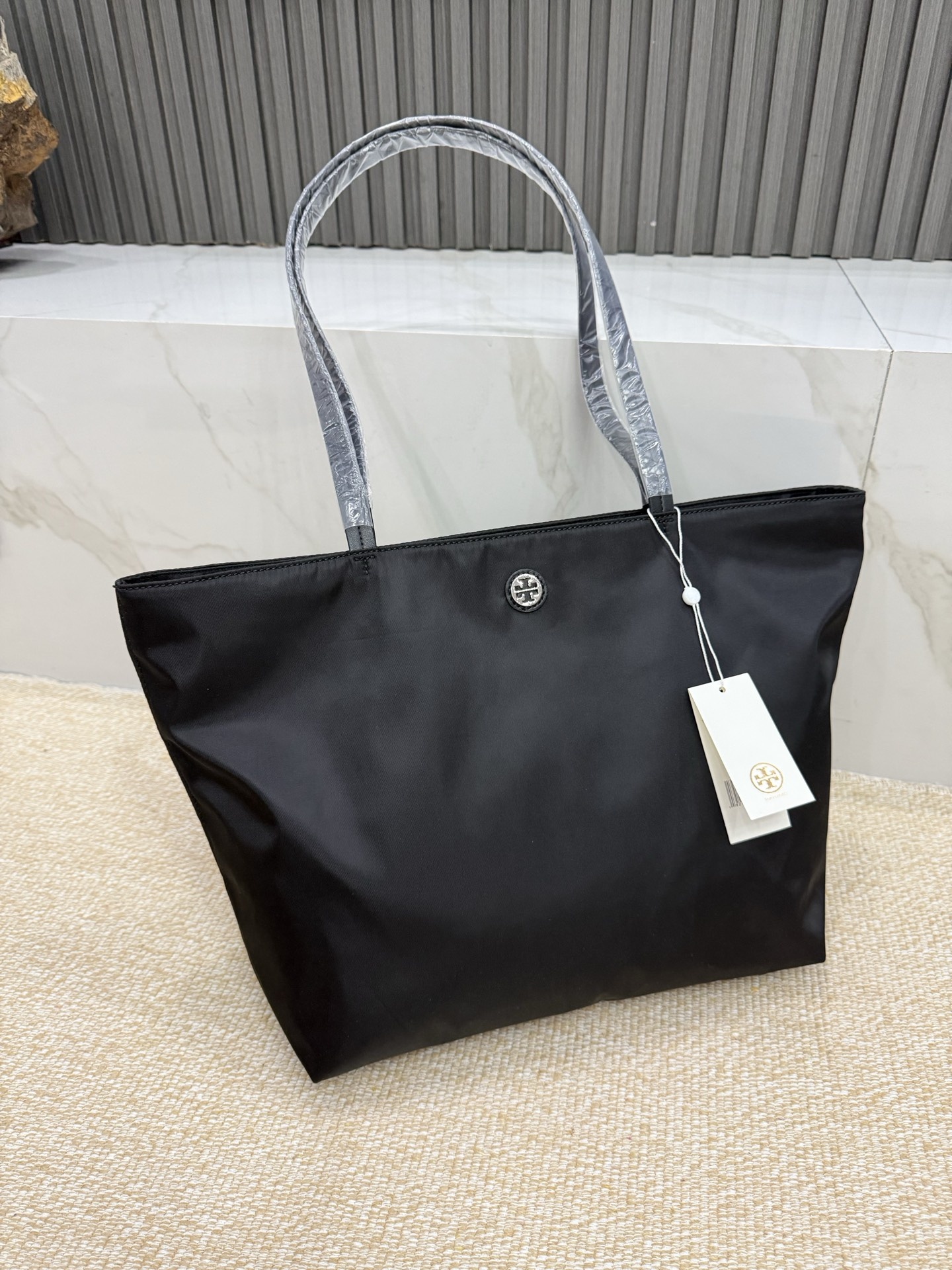 91660de87356cebeb78008d6b404c29d.jpg