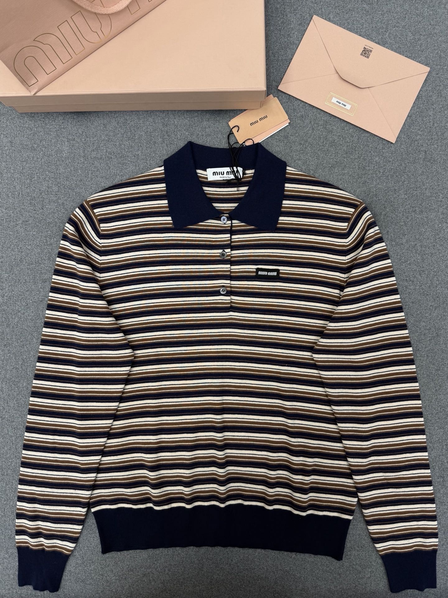 b14c584908646d908bd841b518ec6af8.jpg