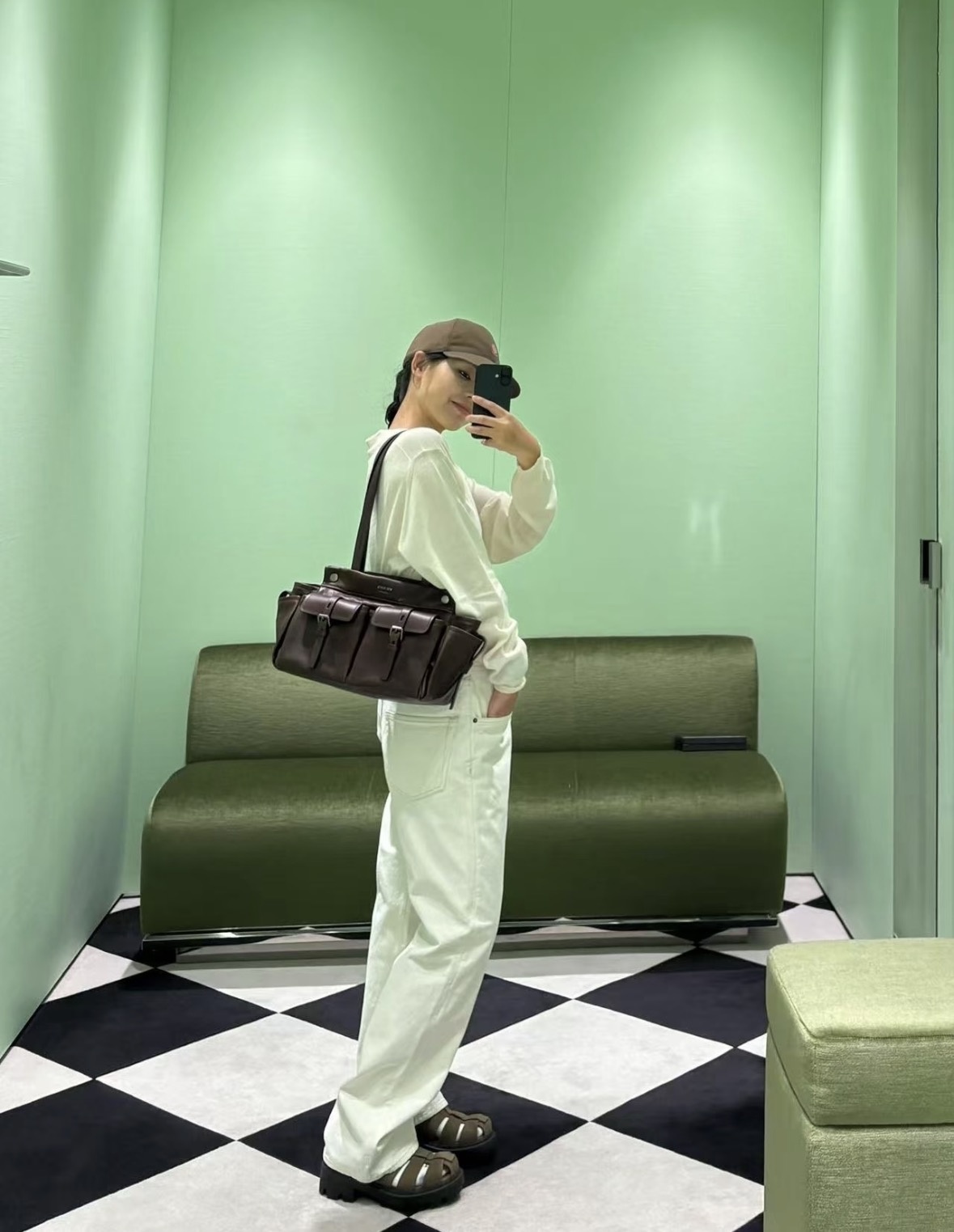 b6507aa9b183a5ab36040209840d1a04.jpg