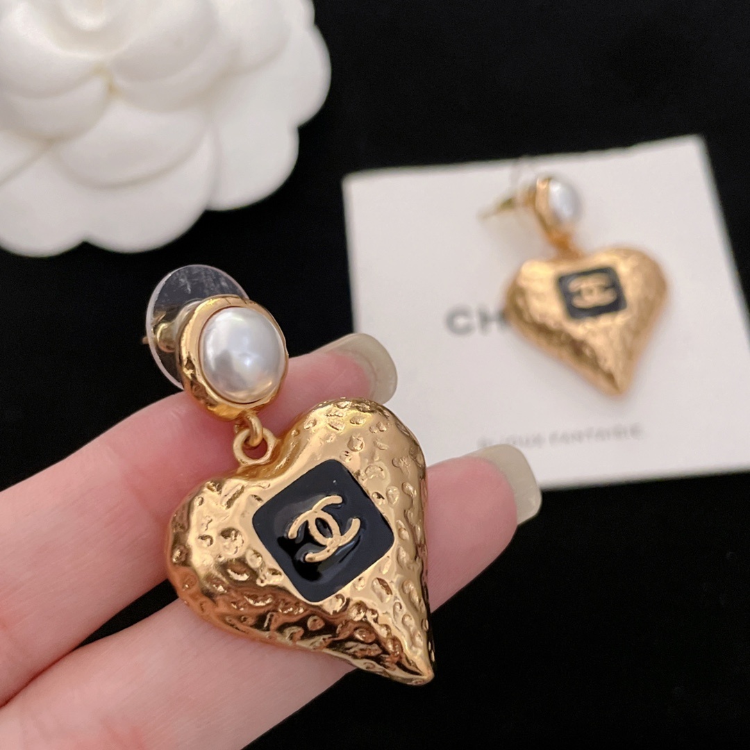 c2c633ebe425e87fc006363d51a82dc4.jpg