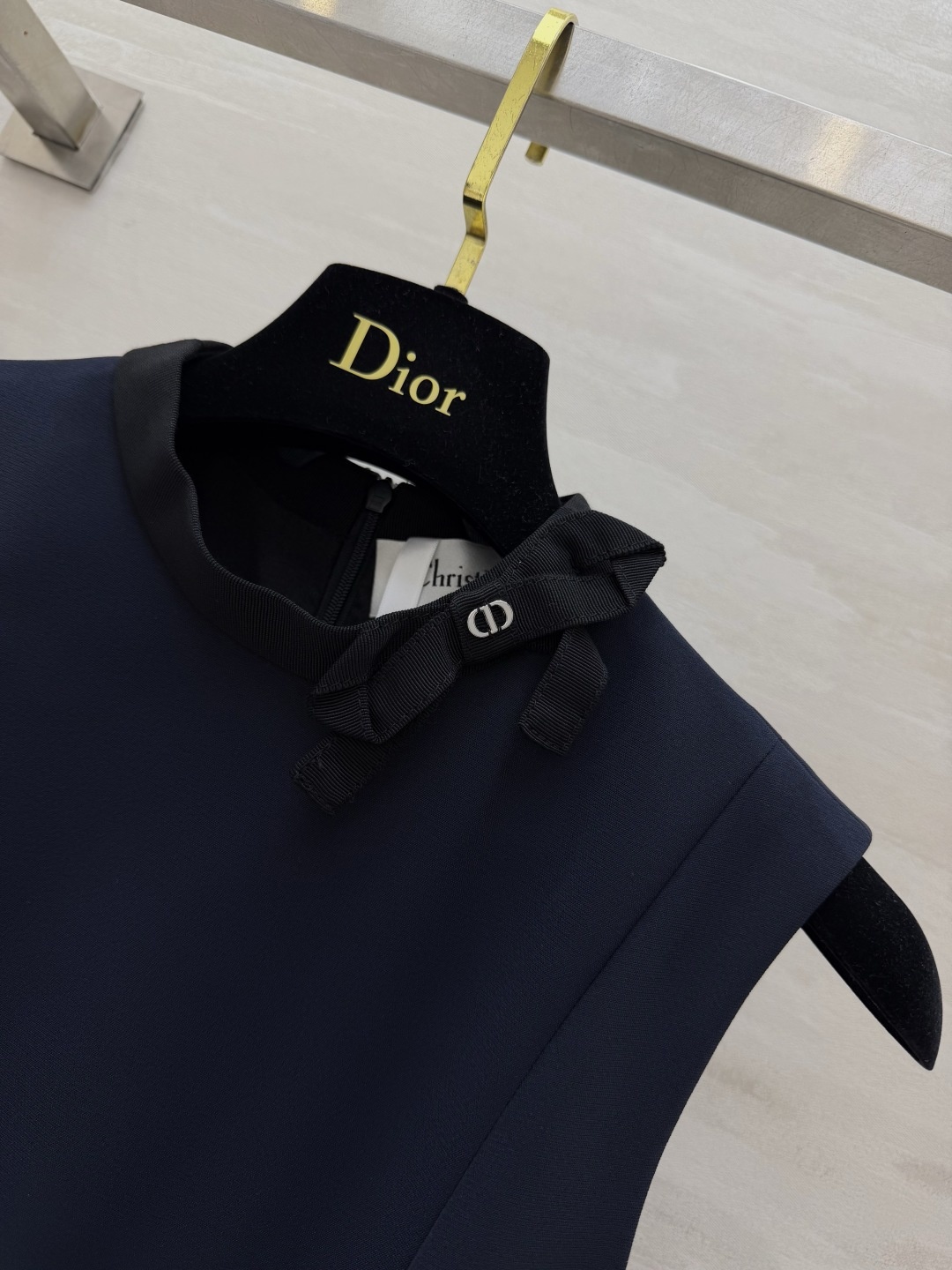 dcab4f1cd1d1364ab84ce683a3481ef8.jpg