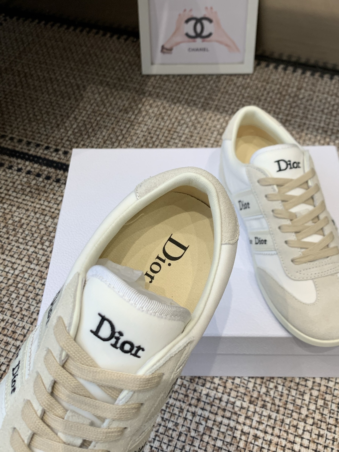 e4d8d6d0c97f515e8f97f264b5849493.jpg