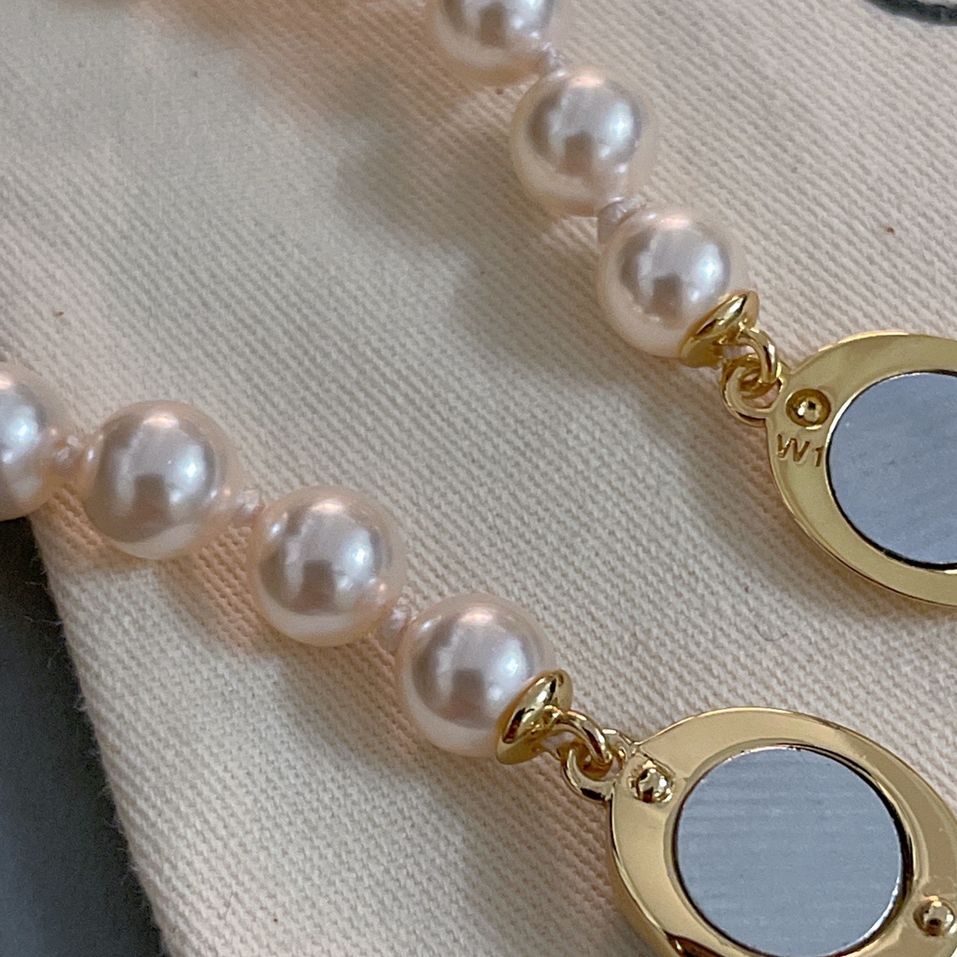 eaca95b4c9c621b70253f6a51b3b7b81.jpg
