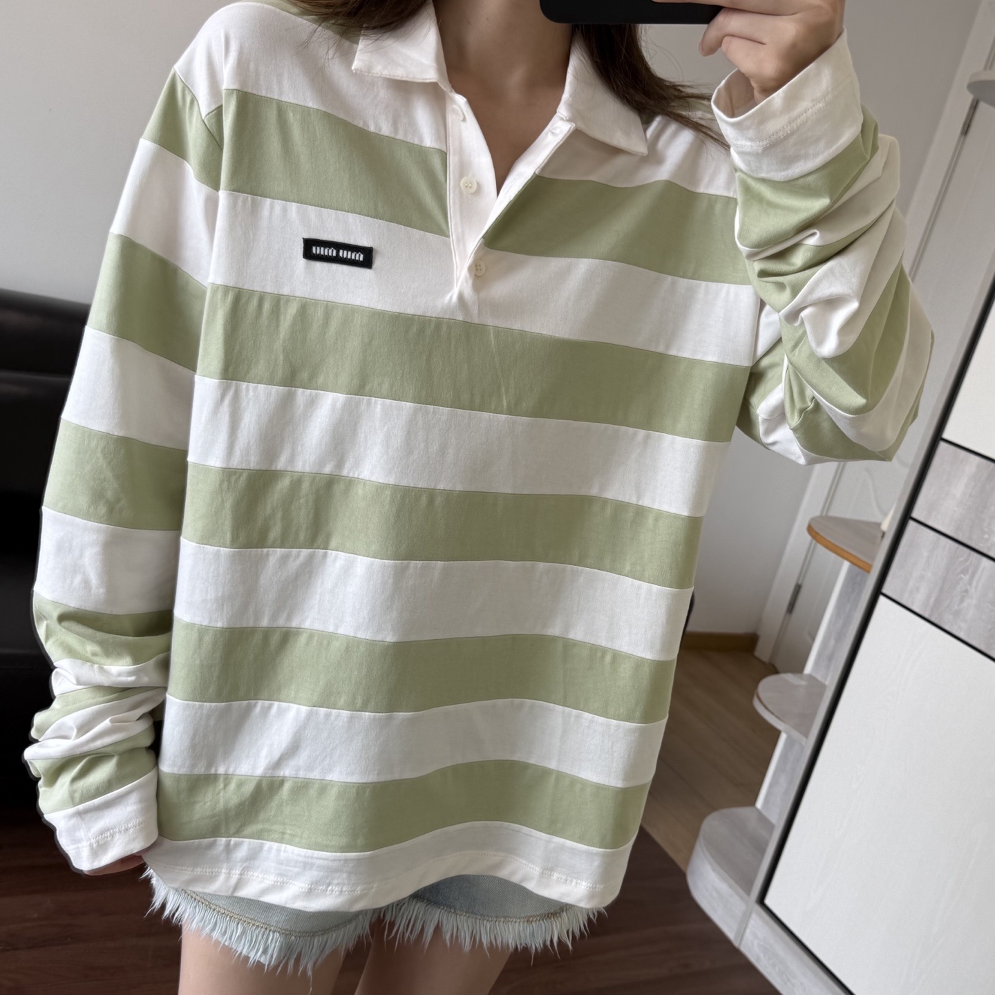f939f6fcdc6dcc37c7b76e14d063767a.jpg