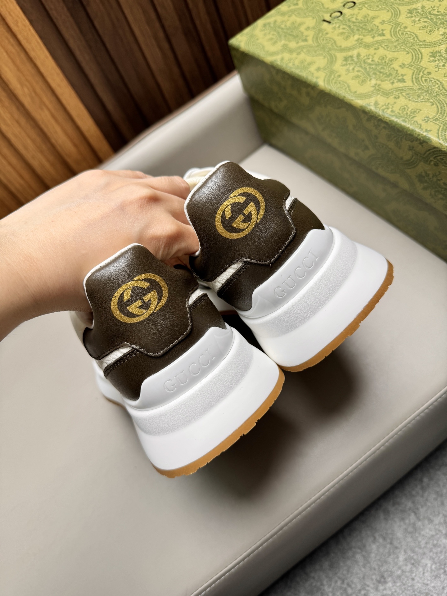 986af1cfdb08f133dda9e6b933565518.jpg