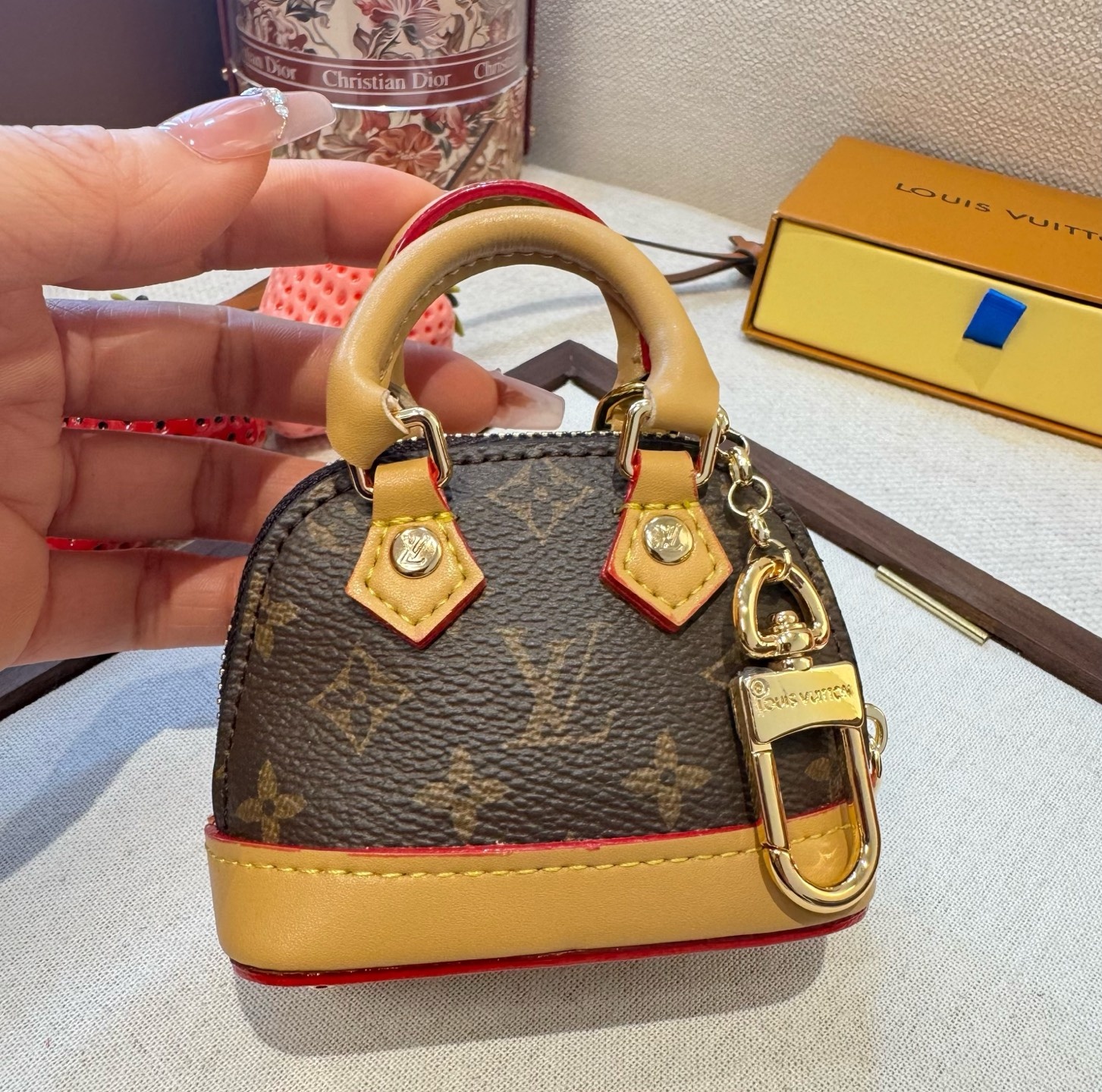 efc5c79d90344af66e4b5119b153a14a.jpg