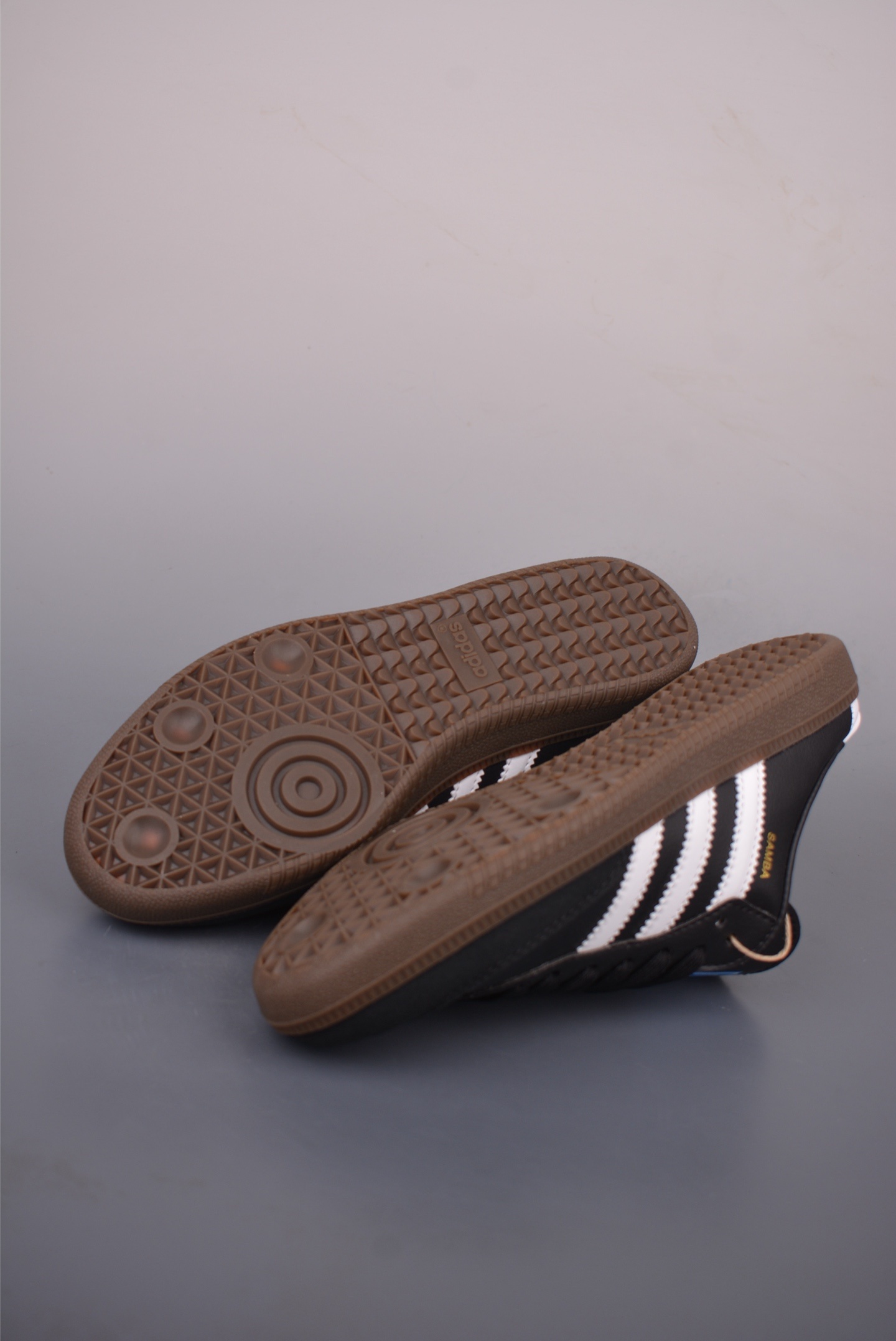 24d598be2797ab9cf9da8ab80a78d812.jpg