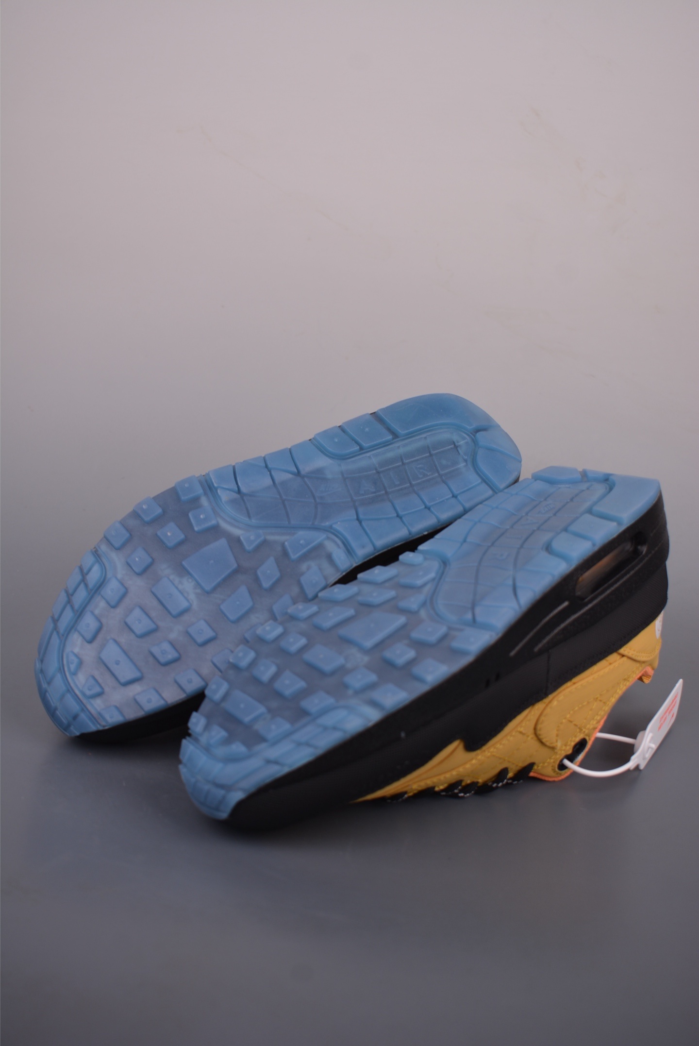 8e7fa5f9de608cdec910a69a9a8619ef.jpg