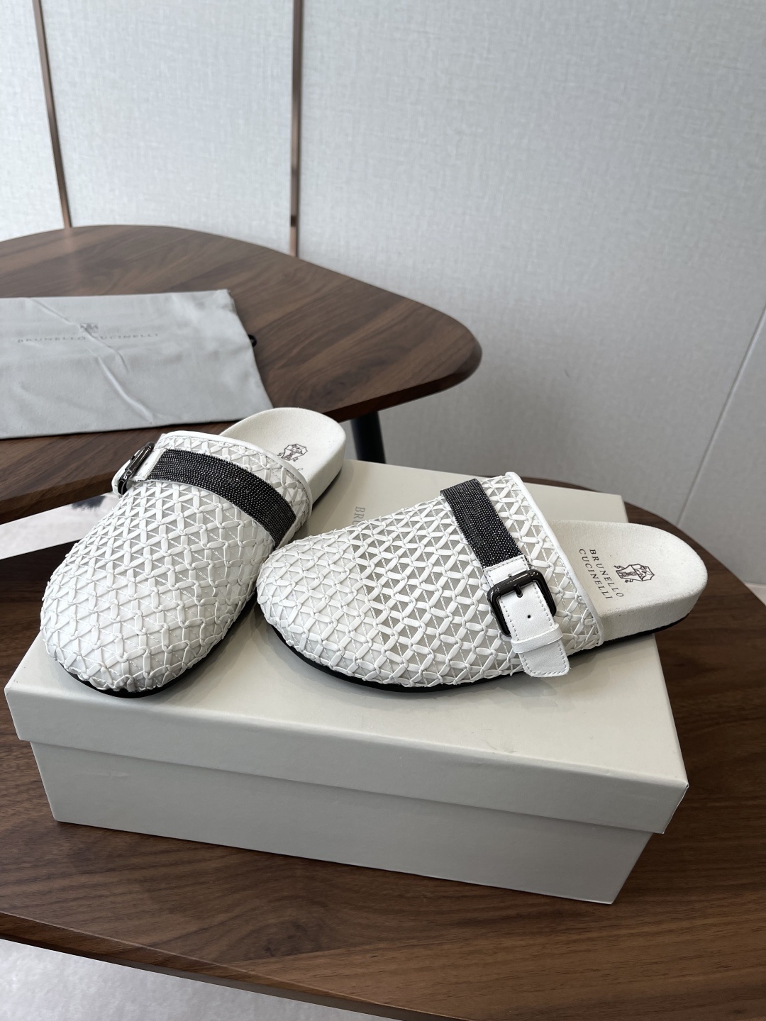 a5e320f504fed36858921bd3b6e977bc.jpg