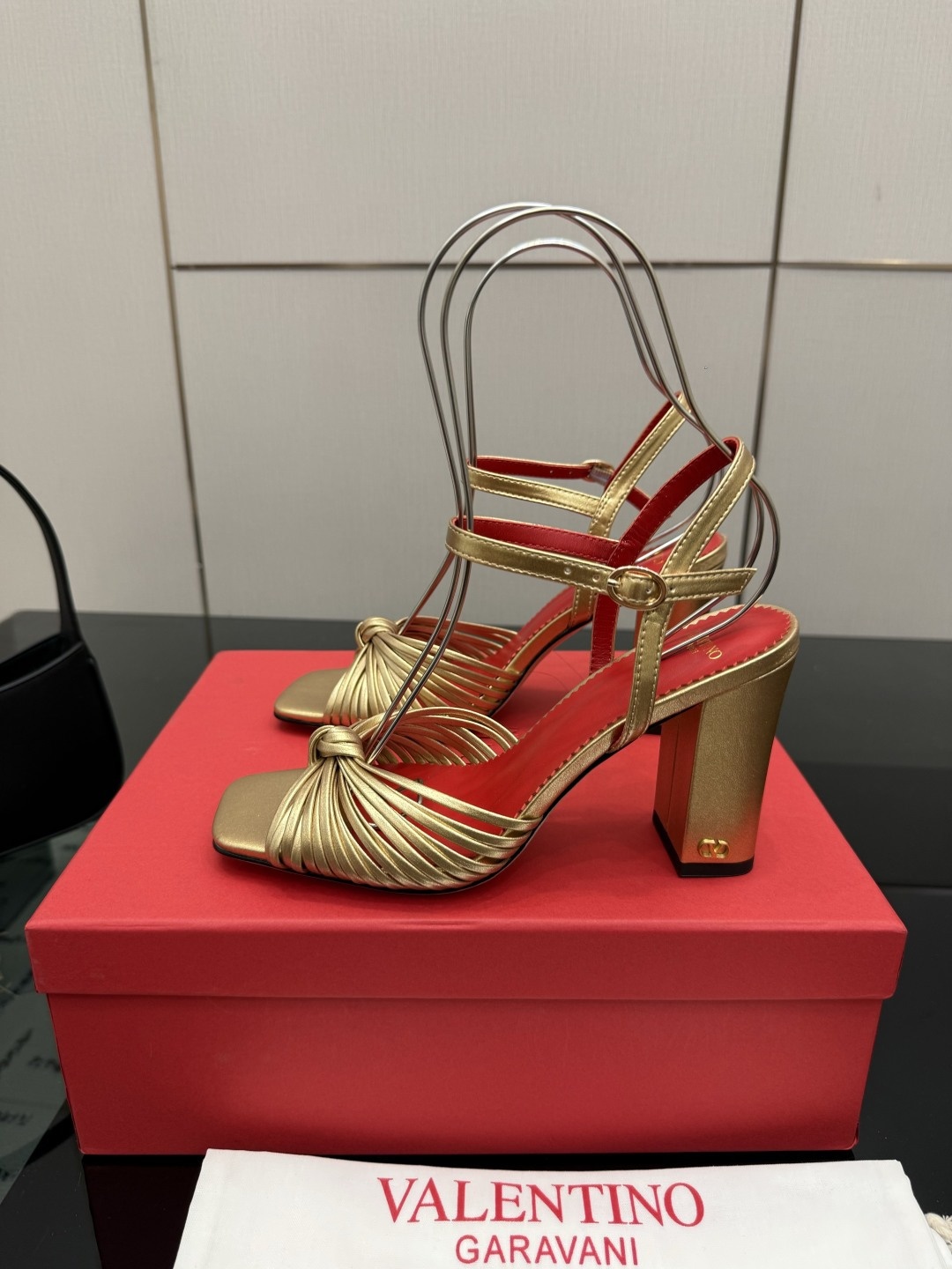 0c33debeca283d6c56ccc01ed1ac5f72.jpg