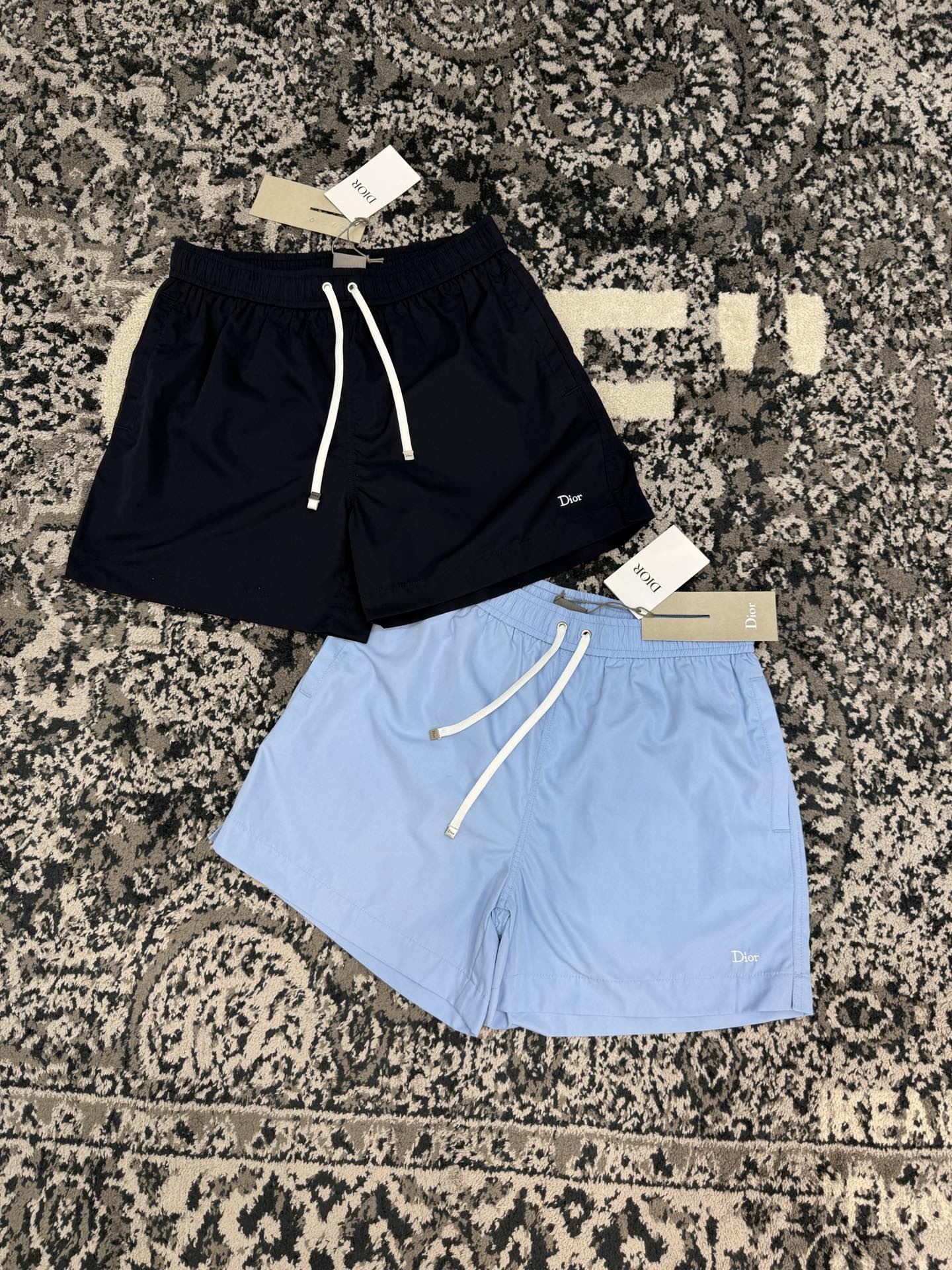 0d1f4225a44bea8b761b8a6a4e3b23ac.jpg