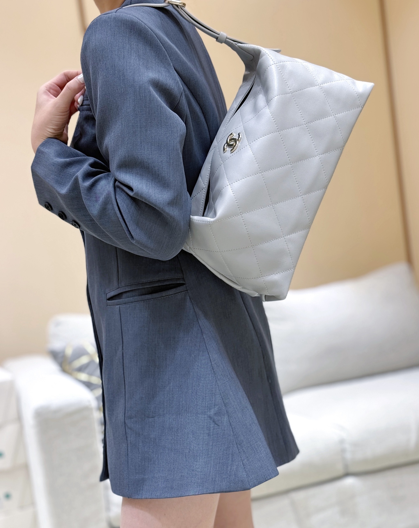 5cdc4ad8e7e6b9616b3575331aa1c4ad.jpg