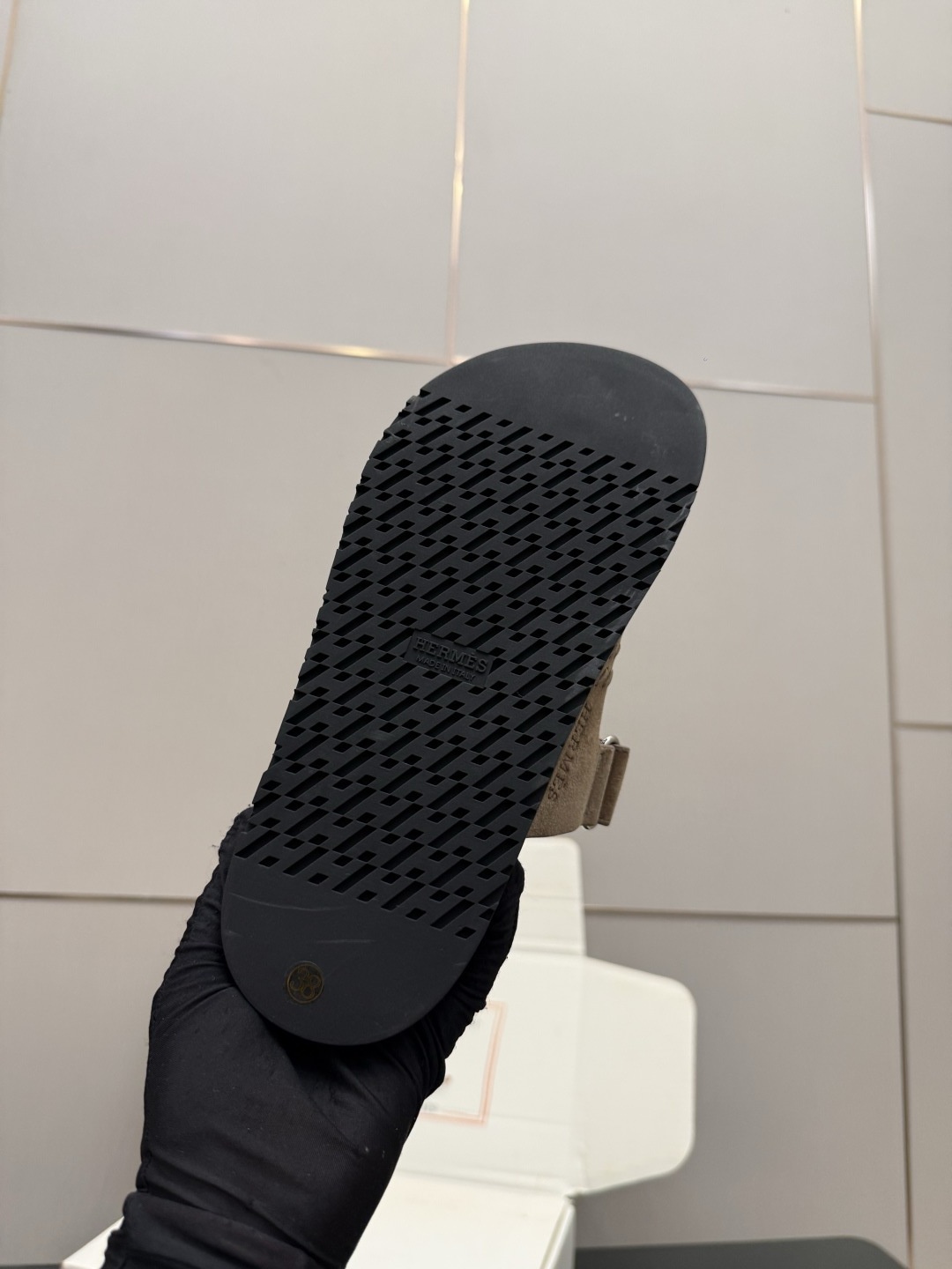 68a3466c3cbe5d74a68c5446814b8aae.jpg