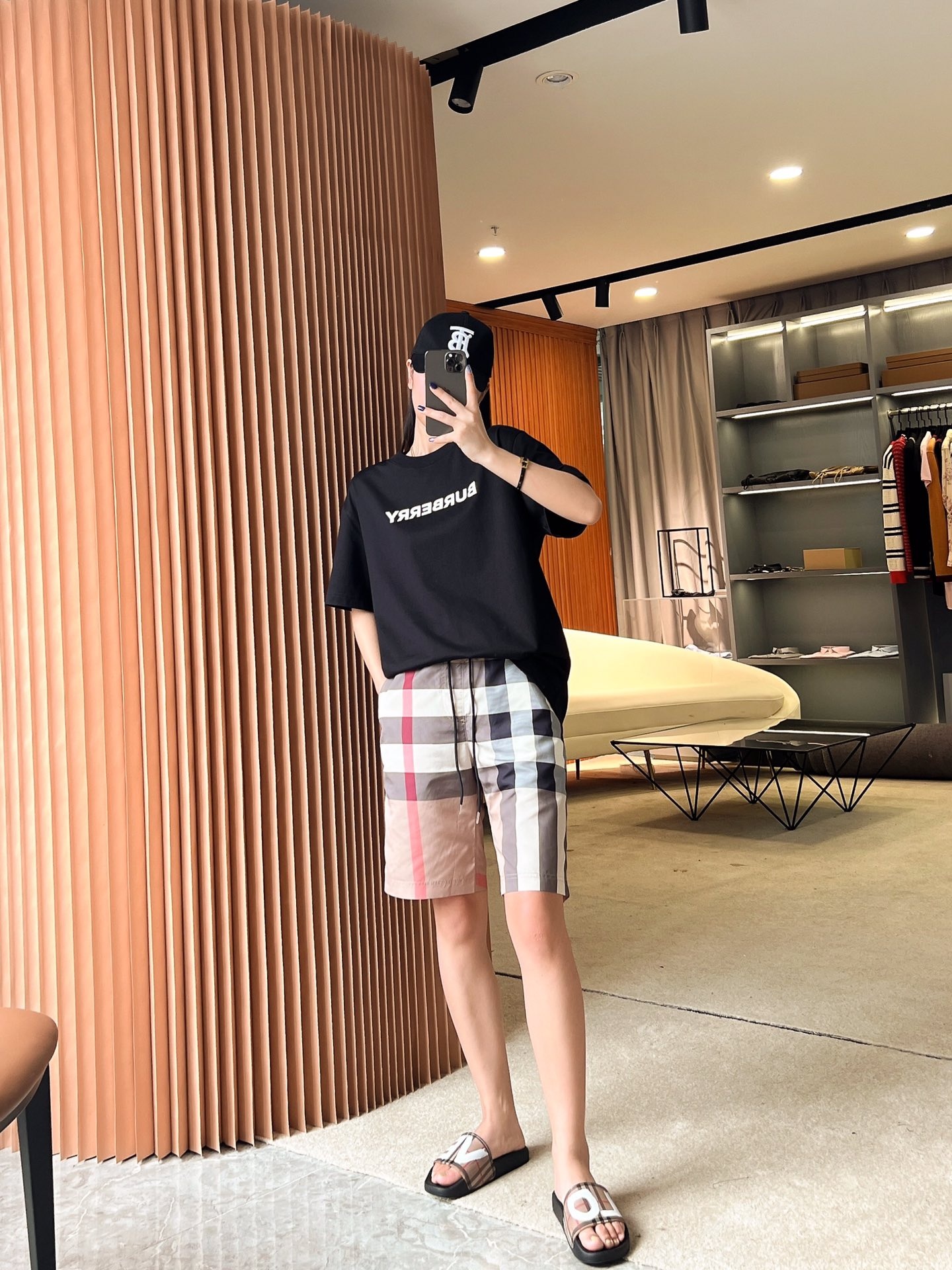 700a417461c4ff2e6005f827cc7dd395.jpg