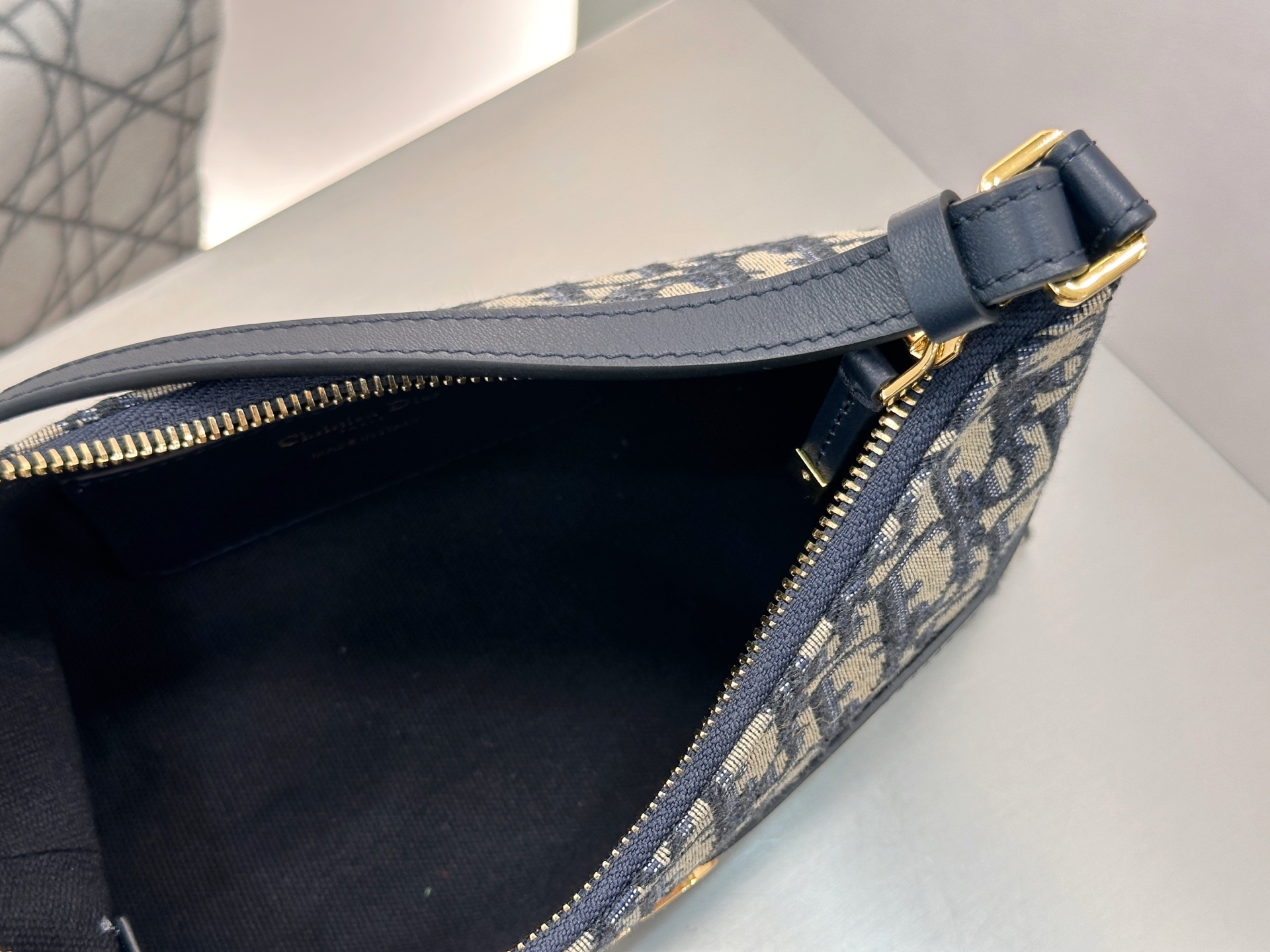 7f7a802ef1f7c8ad3202b62da73efa8b.jpg
