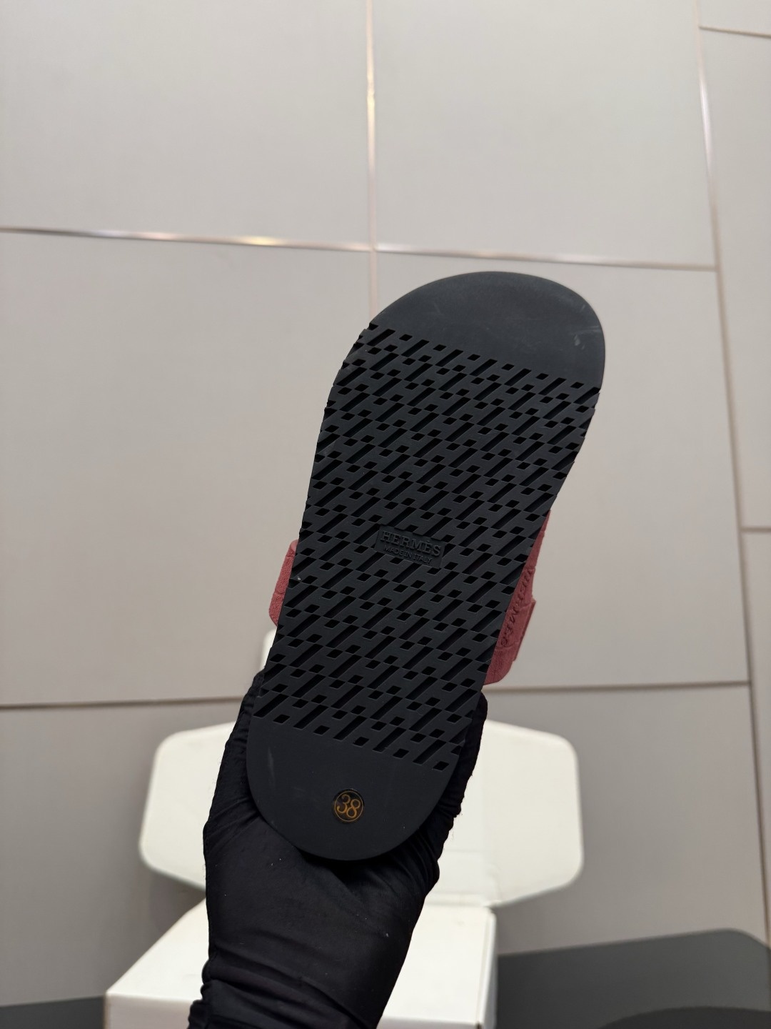 8b1880b992e0354647eb4a4083b9d4f8.jpg