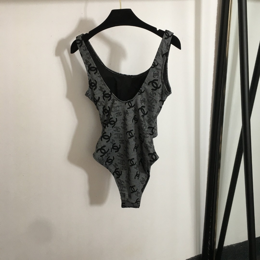 8f4300204b31593bef093f8f2bff1940.jpg