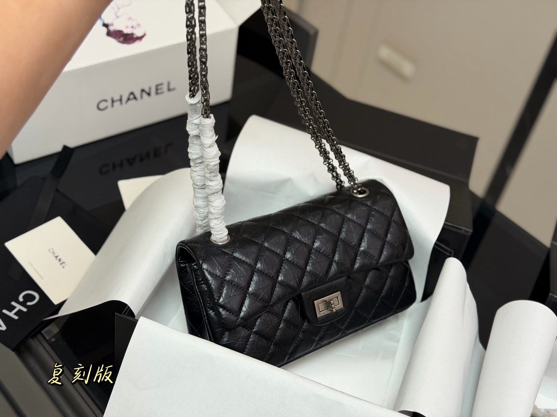 abc21f83b592722570be699fb80a044b.jpg