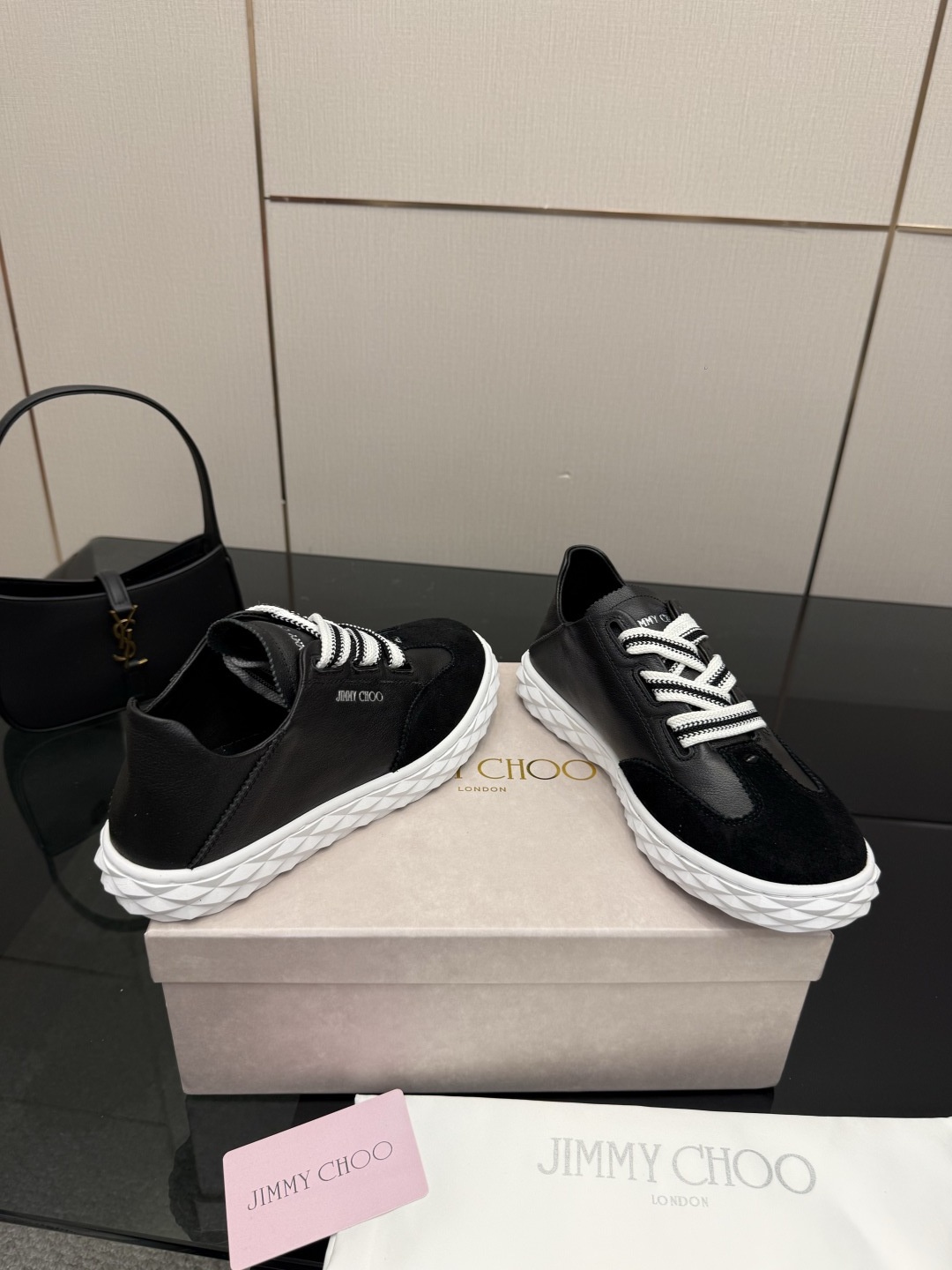 cacc7425cc2bda3702bb7a4e9efe6481.jpg