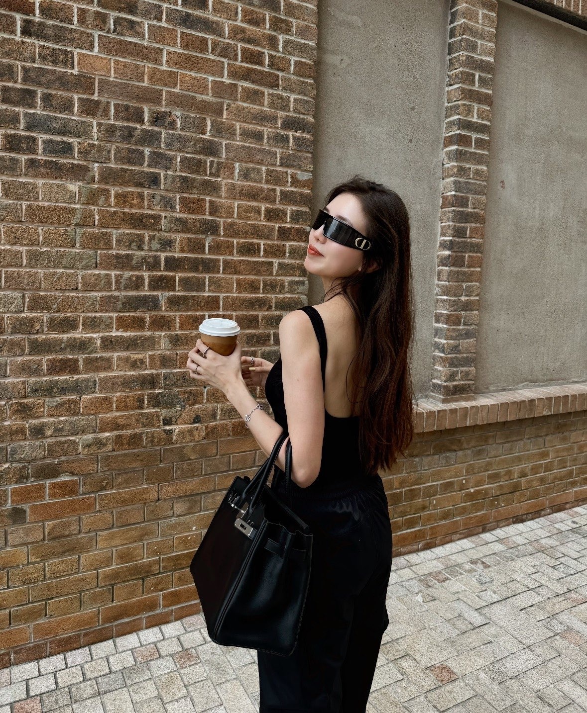 9d5a3bc71804c5876f750ac2fd11cfde.jpg