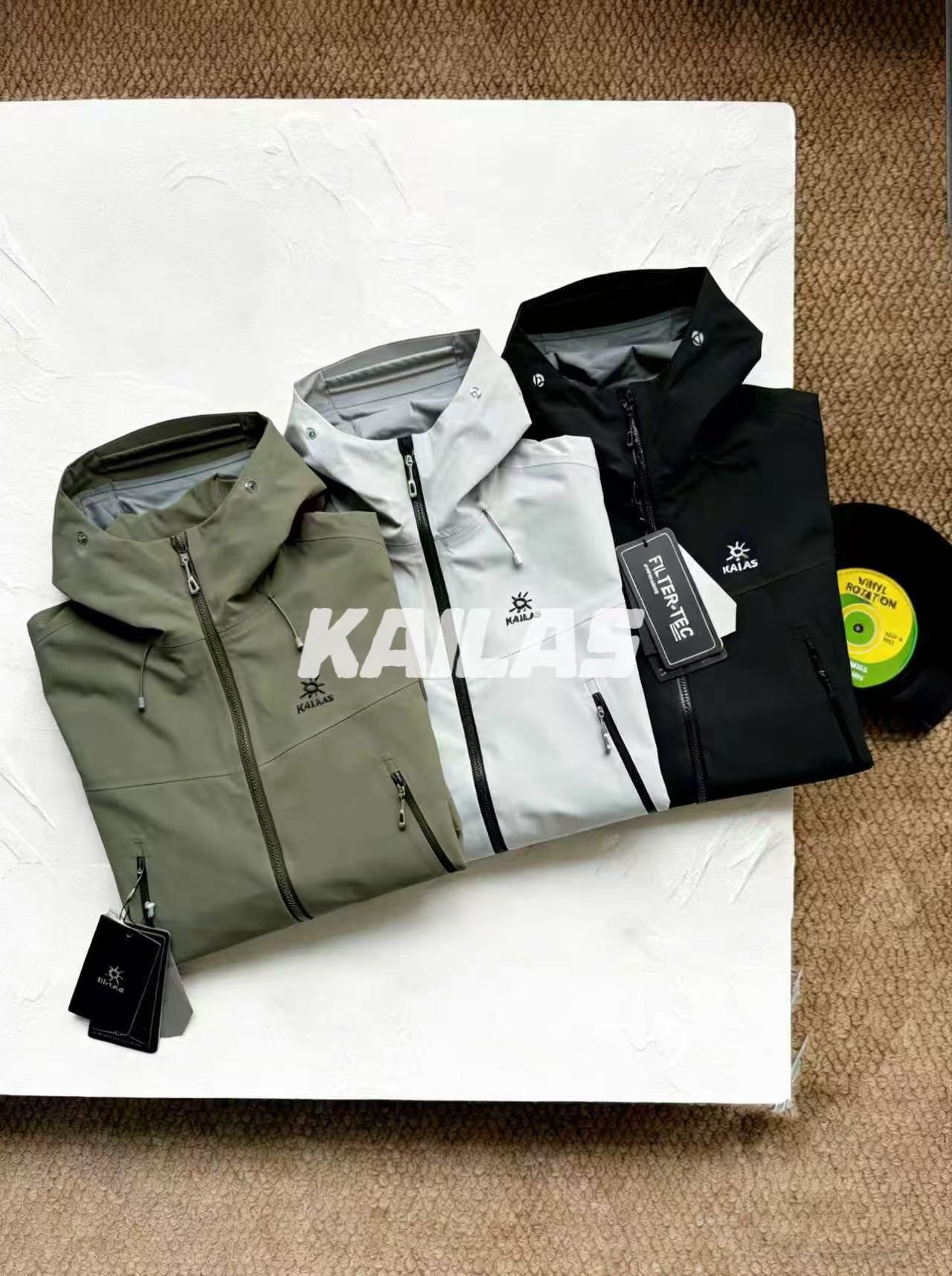 25765b105c5d435f23b6b11e9331f4ac.jpg