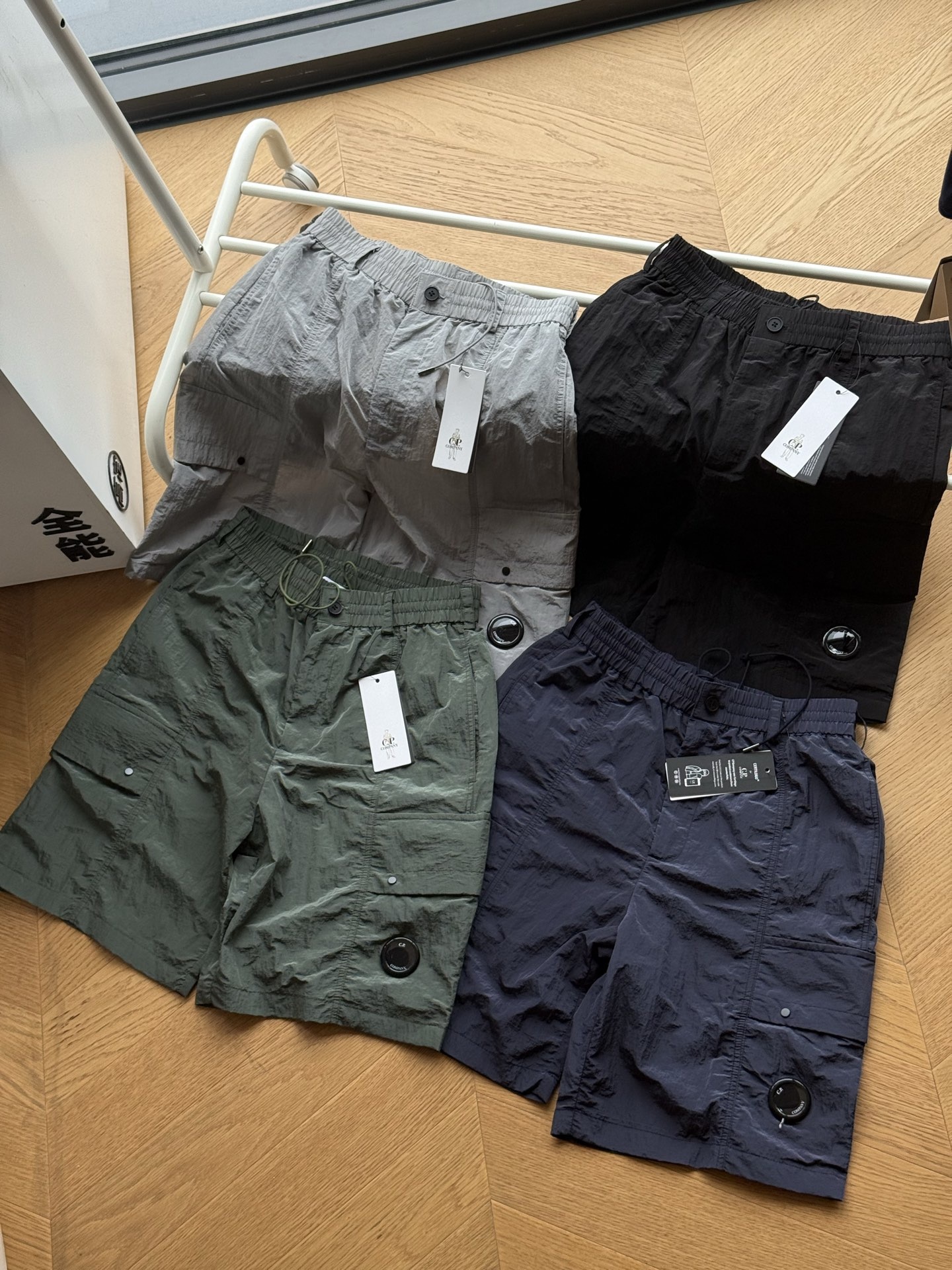9080daeca0d24cde74e1522f073c5203.jpg