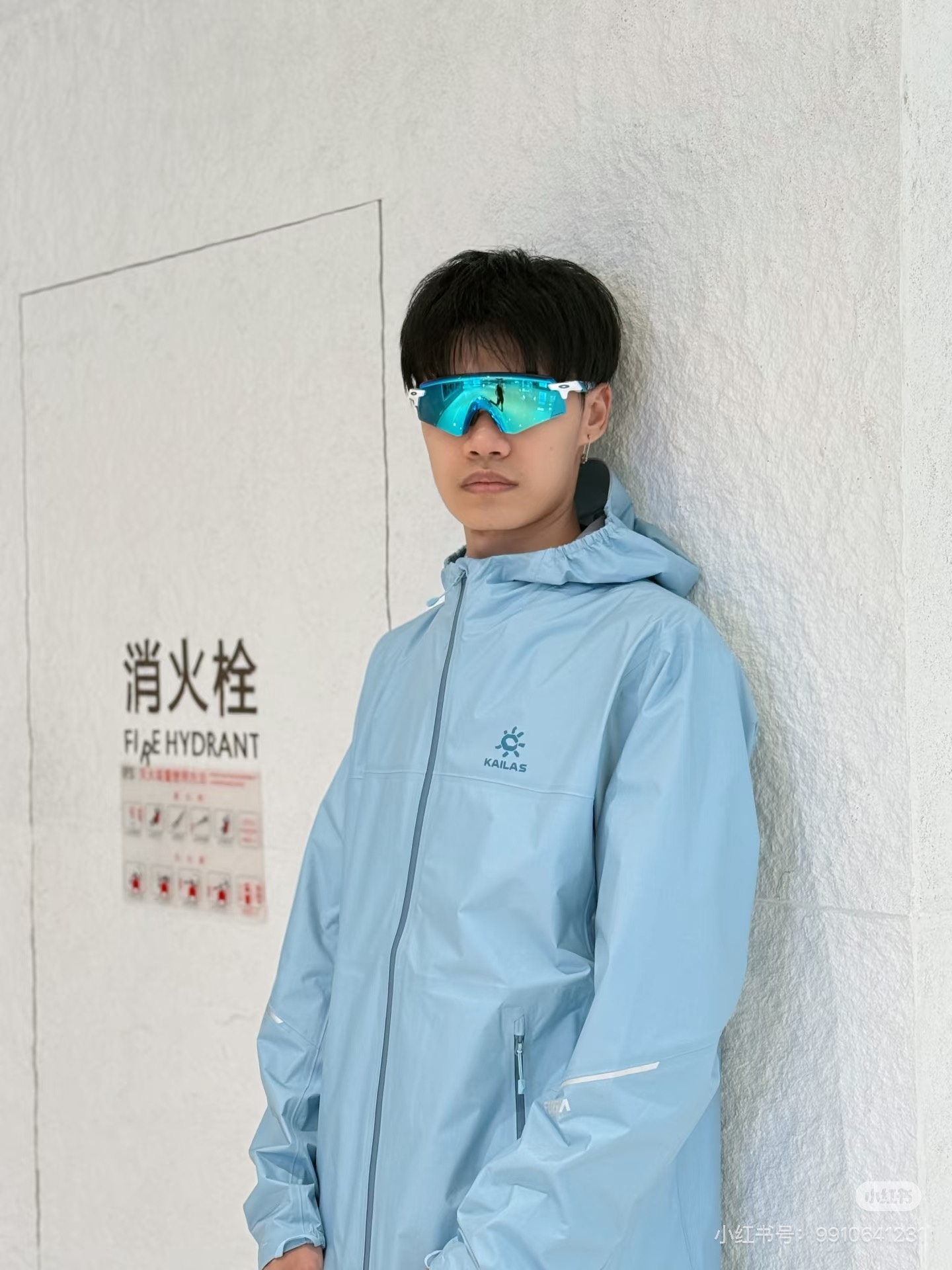 dc2136fc81af4c35f95bb3c3c695504d.jpg