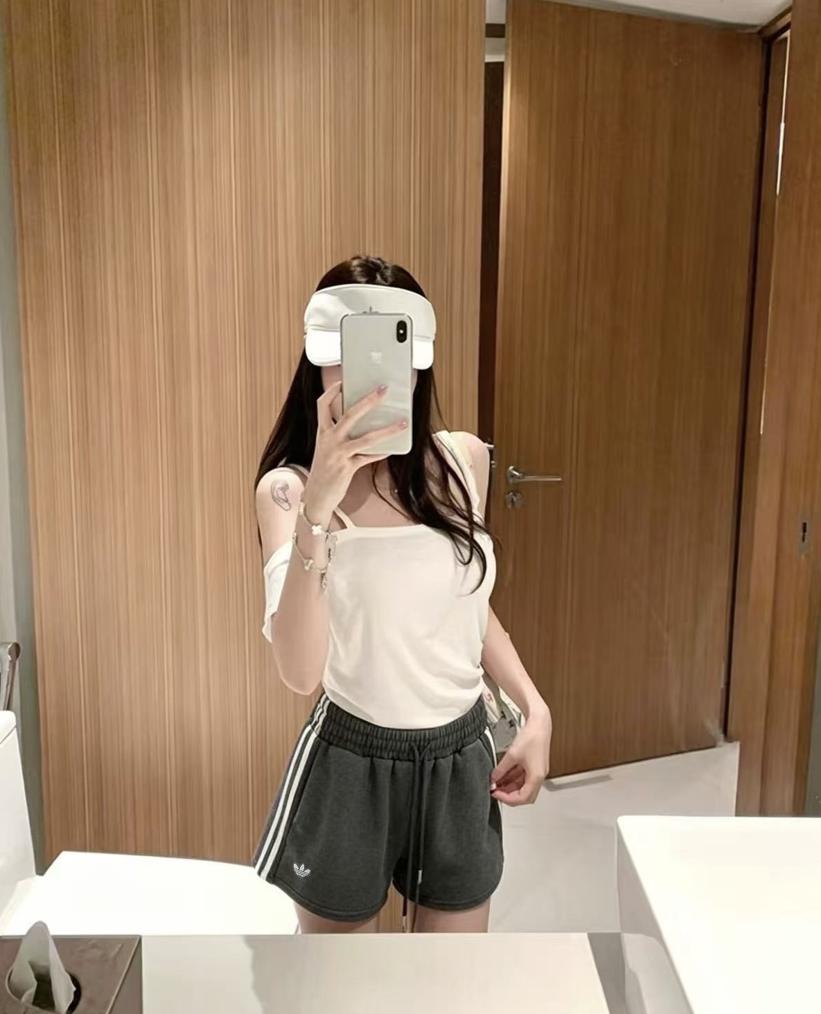 239ac07fd5136ac71130b9f4bd0012c8.jpg
