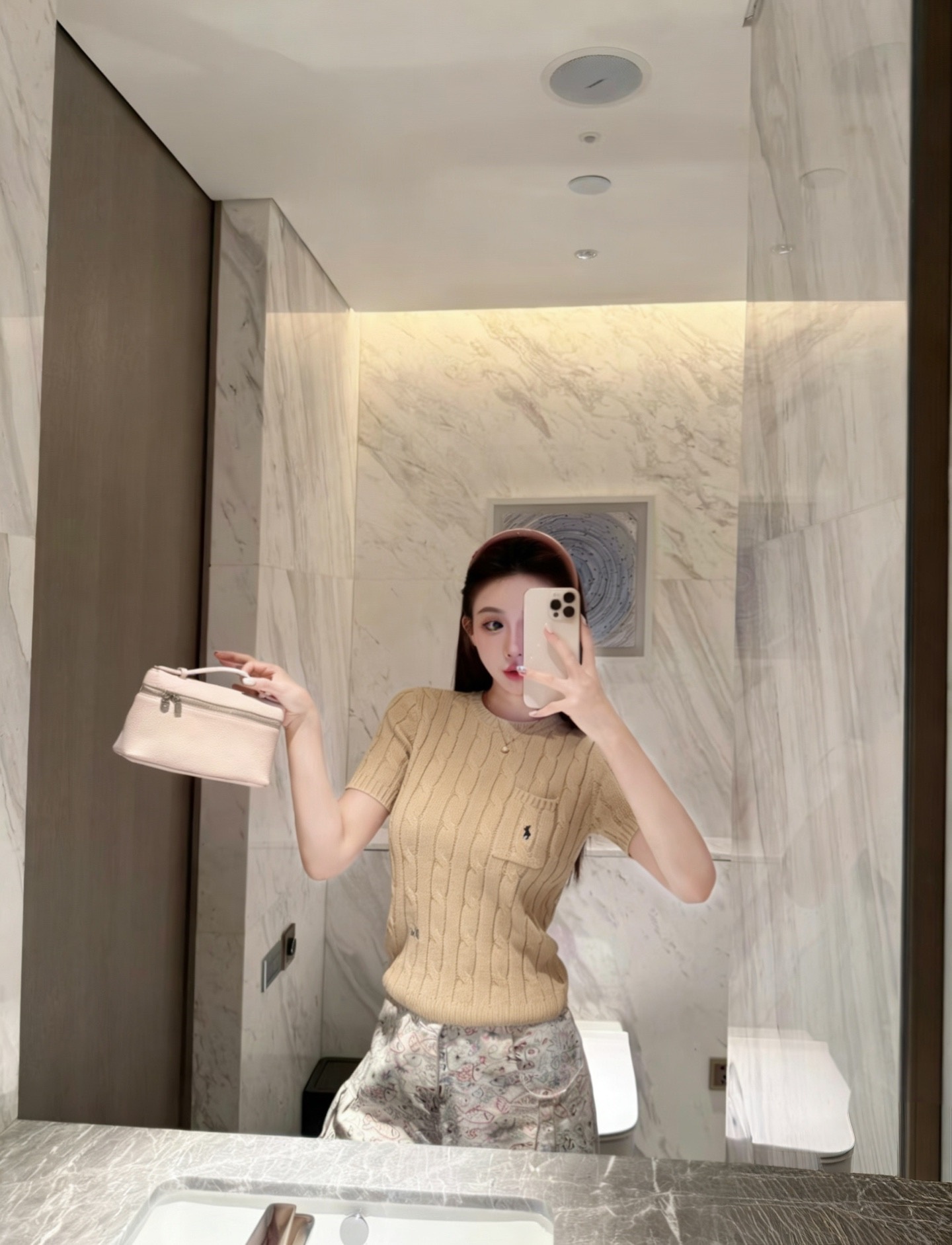 2d1a83b43b928e0860fd8246a68f1fee.jpg