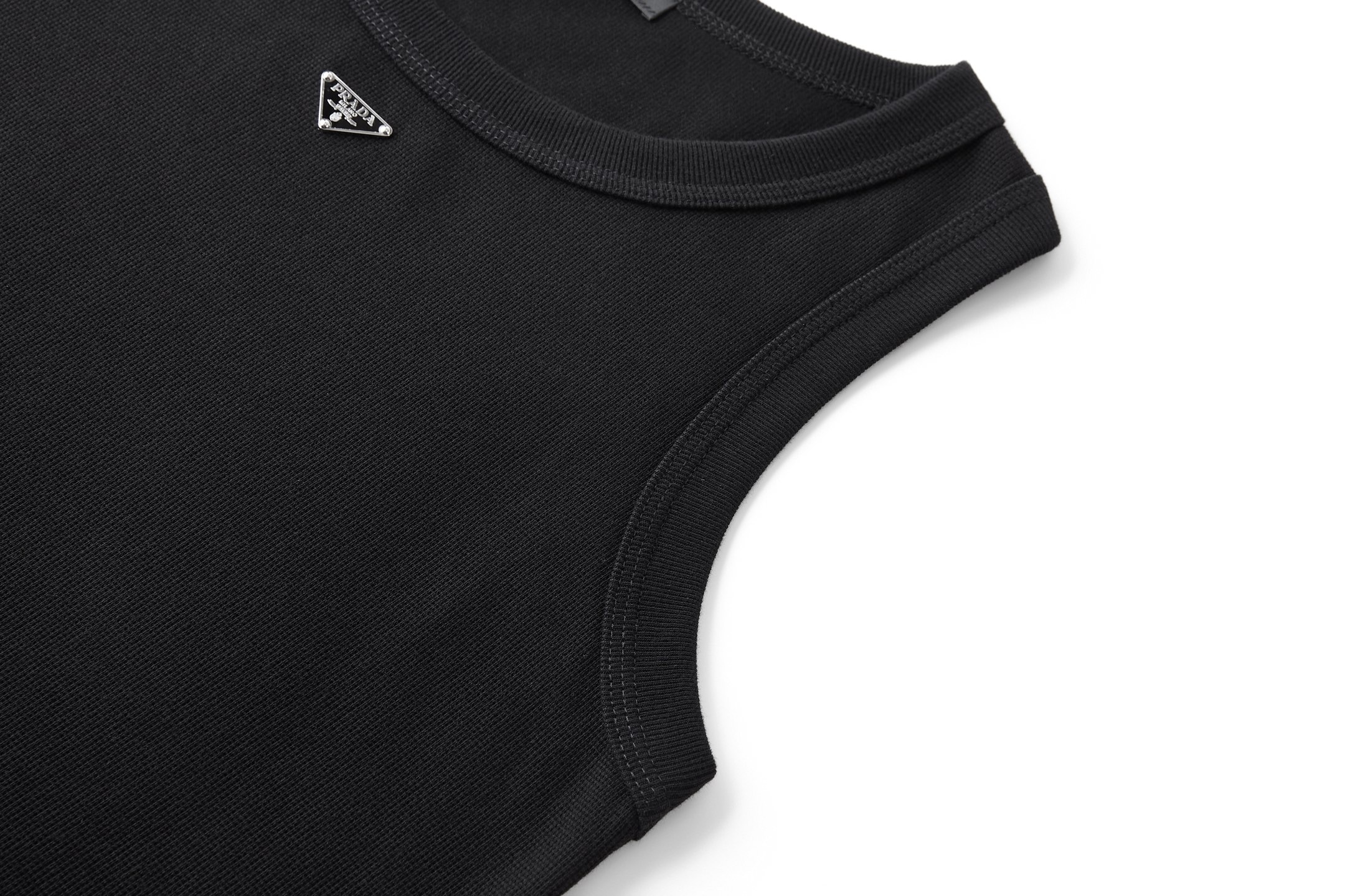 3c3e1f72116b067a7dbb810fd4fe5d9e.jpg