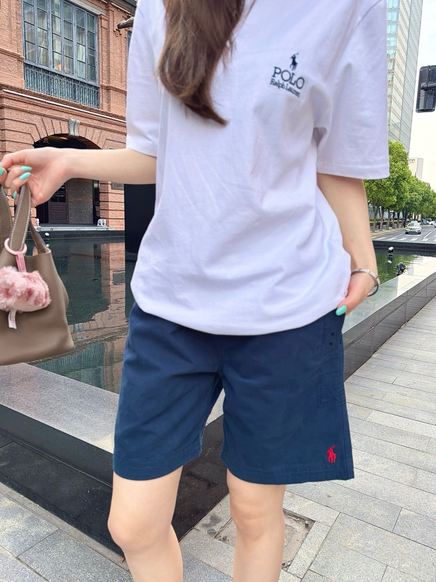 4dd6d76aa6fac97f80101418b21b3c5d.jpg