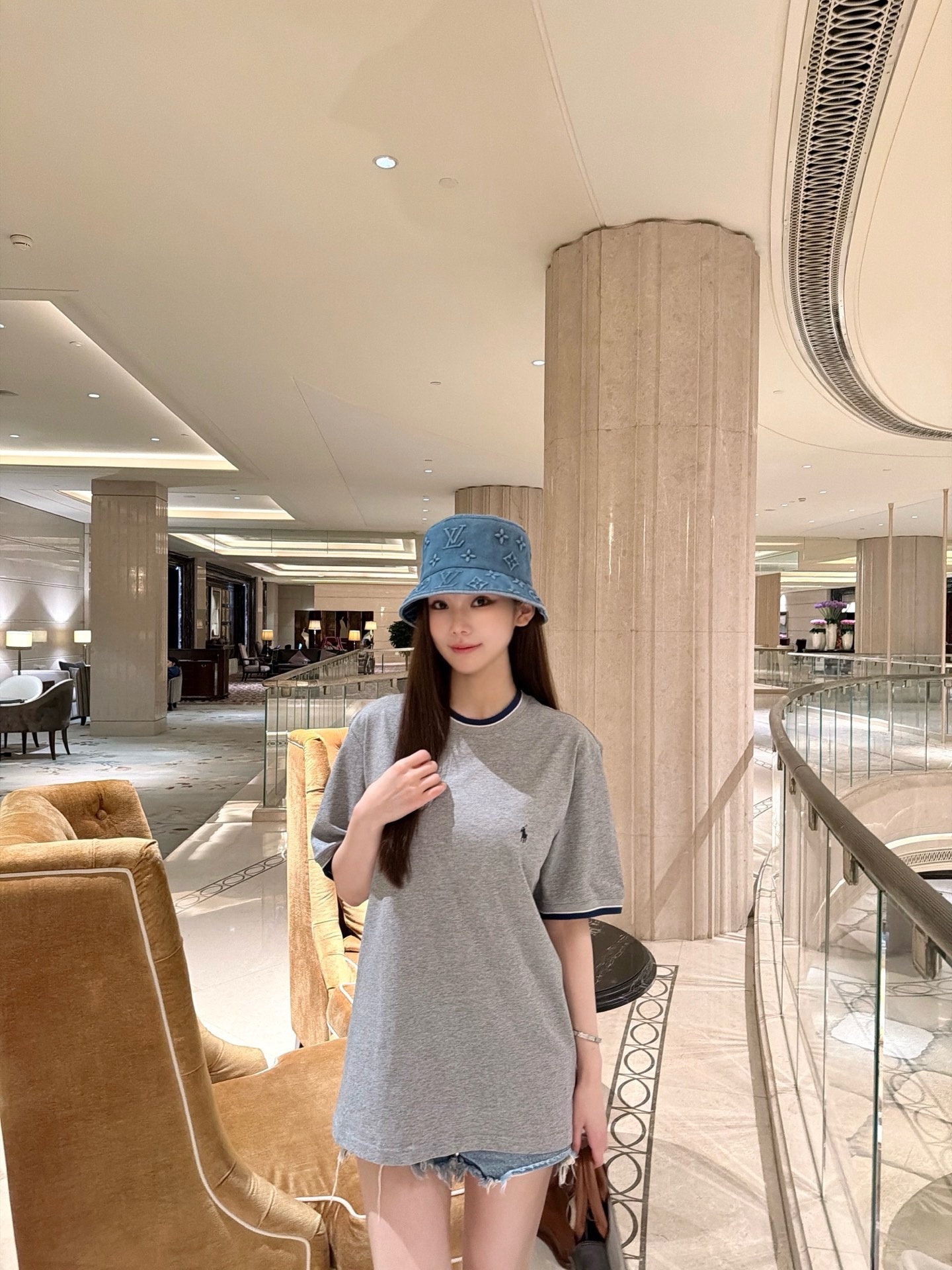 5ade3cad5dfa6795564f60086e99fd93.jpg