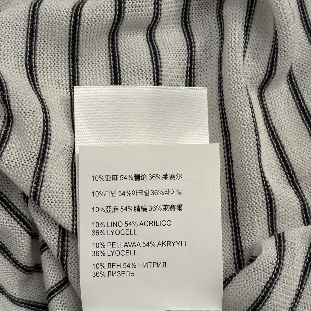 90d828e668d078333415a6f57214bf9e.jpg