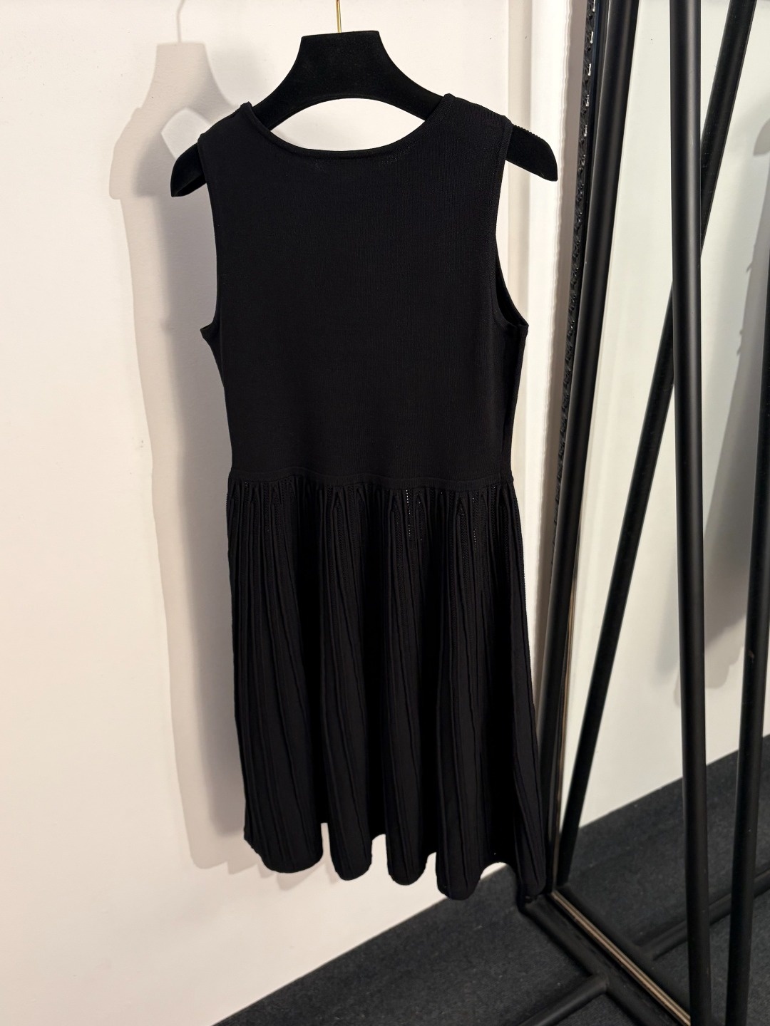 a0040908761e5cb46b4ed8cc0a9bc7b4.jpg