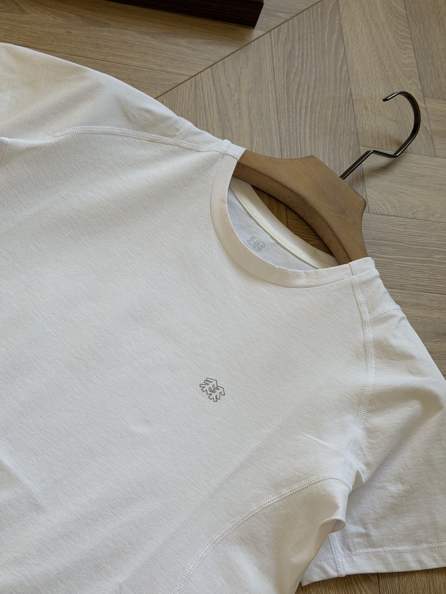 a97edf227370623ee46a6b7dfee5855d.jpg