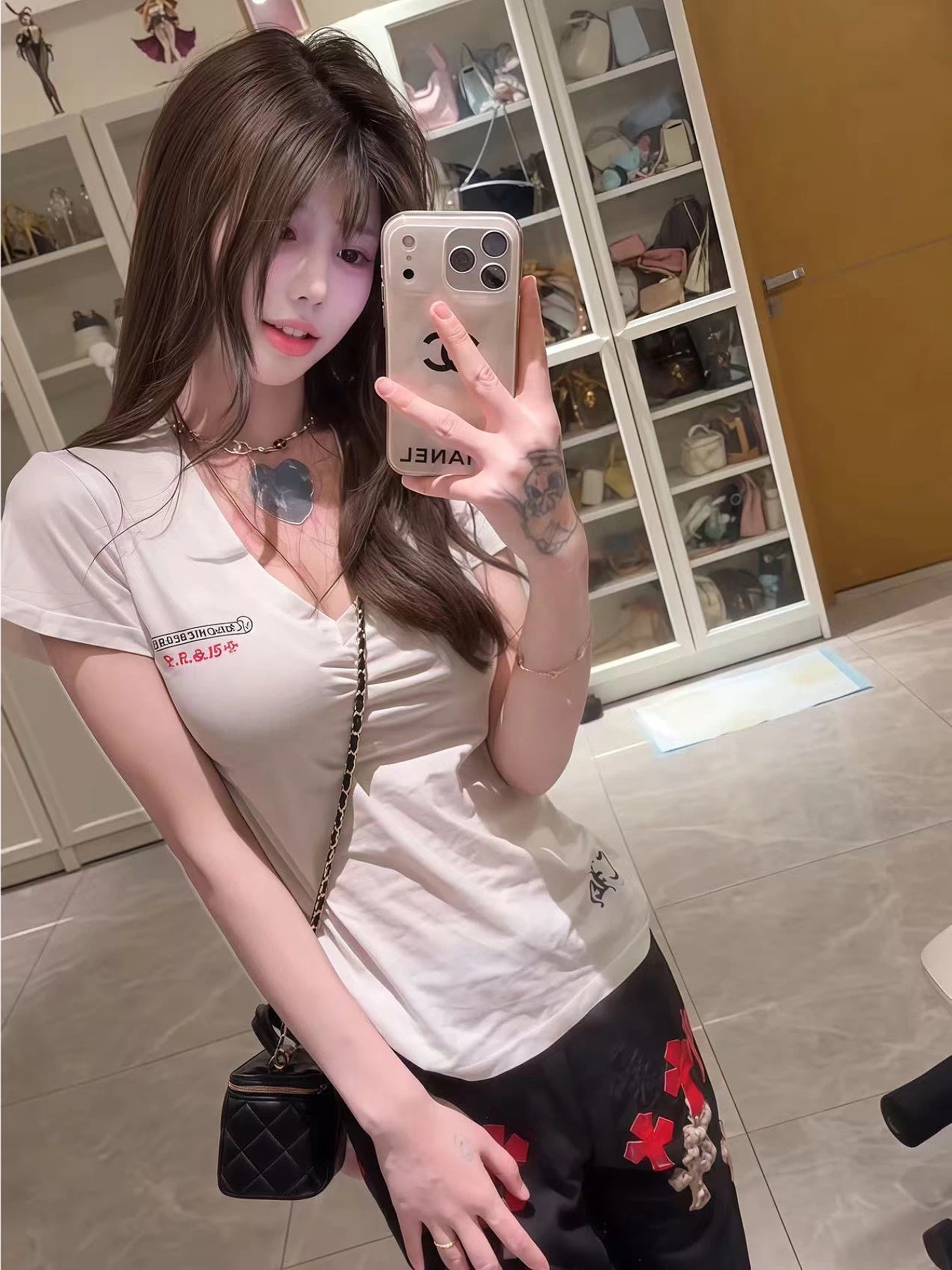 af7f6e64ab652ab4efacd372ca25e1a1.jpg