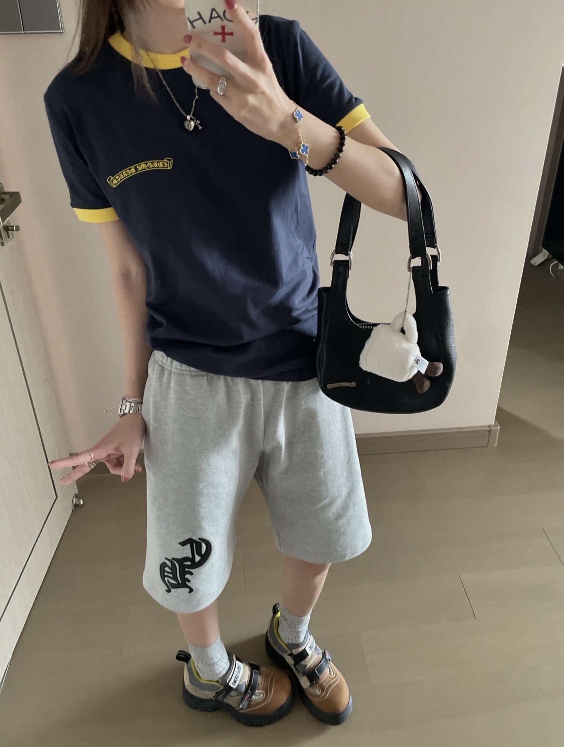 c5d369d386bda532468468bd9c7dd0f1.jpg