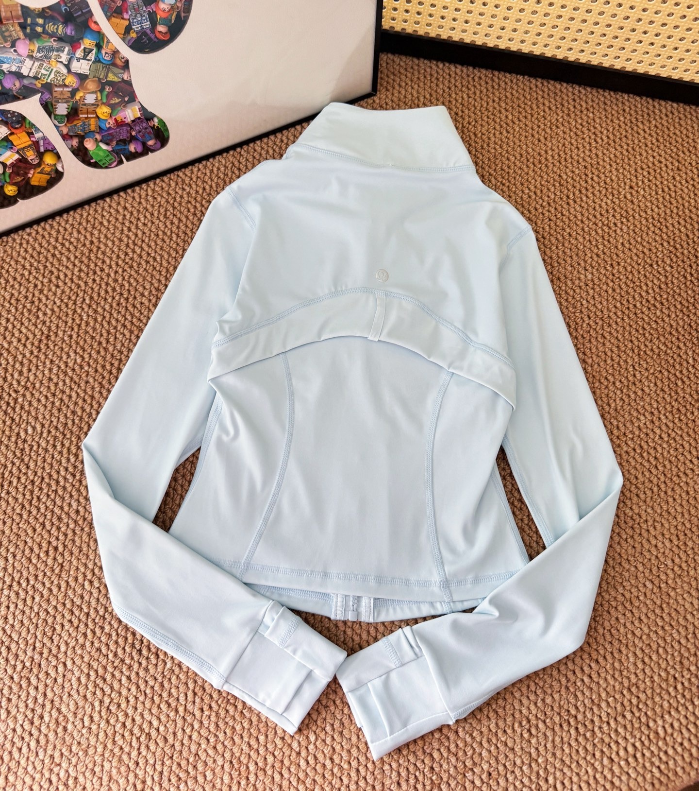 f7d720bbfe7dfd7ca4a59a399a63ec29.jpg