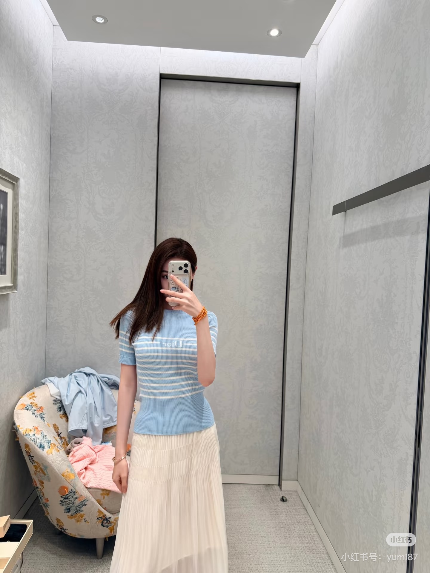 0f24ed74d309a77e4c7119a67ae422d1.jpg