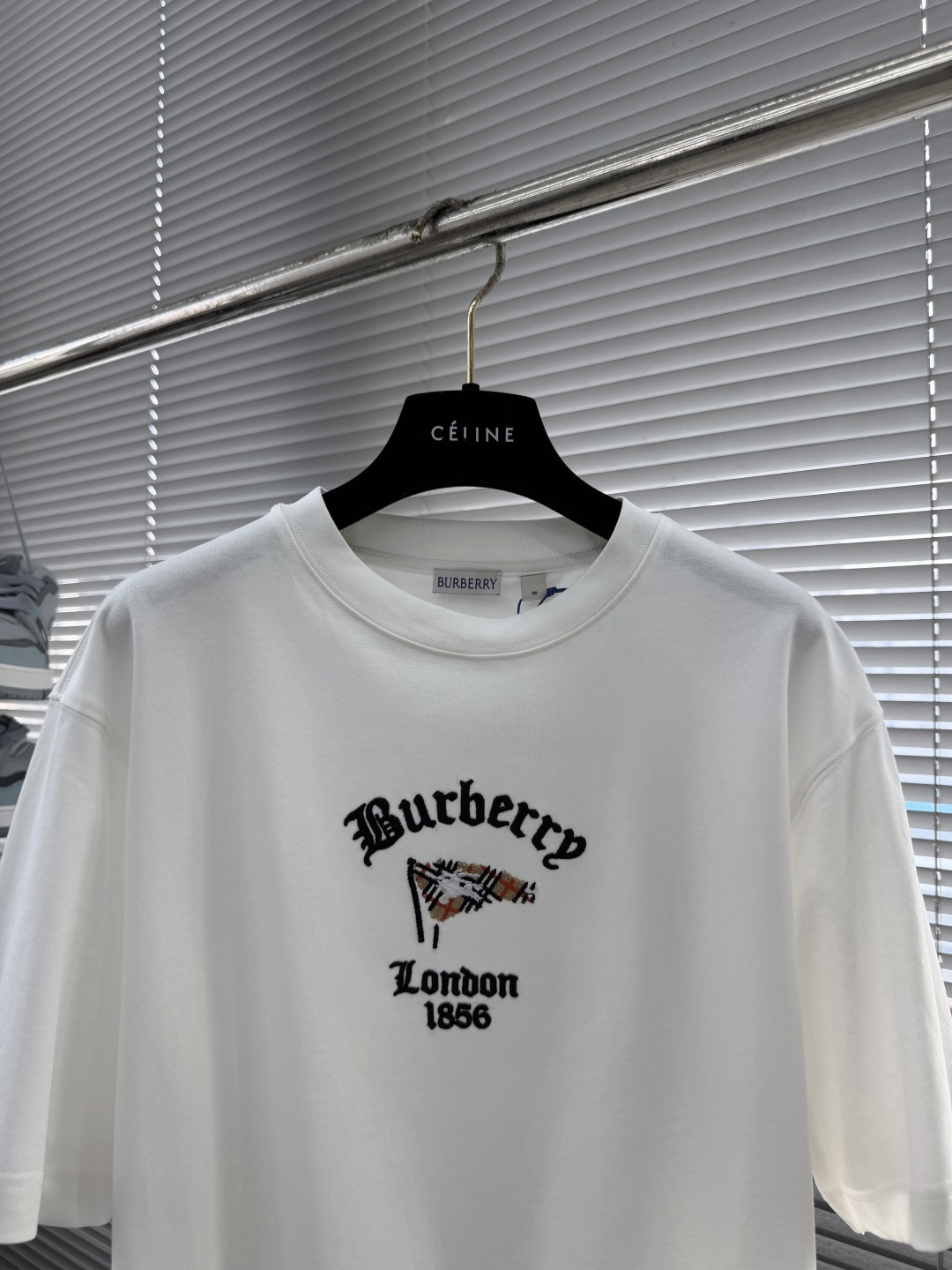 46786b0a8a07228cd1b2bb1e807bafaf.jpg