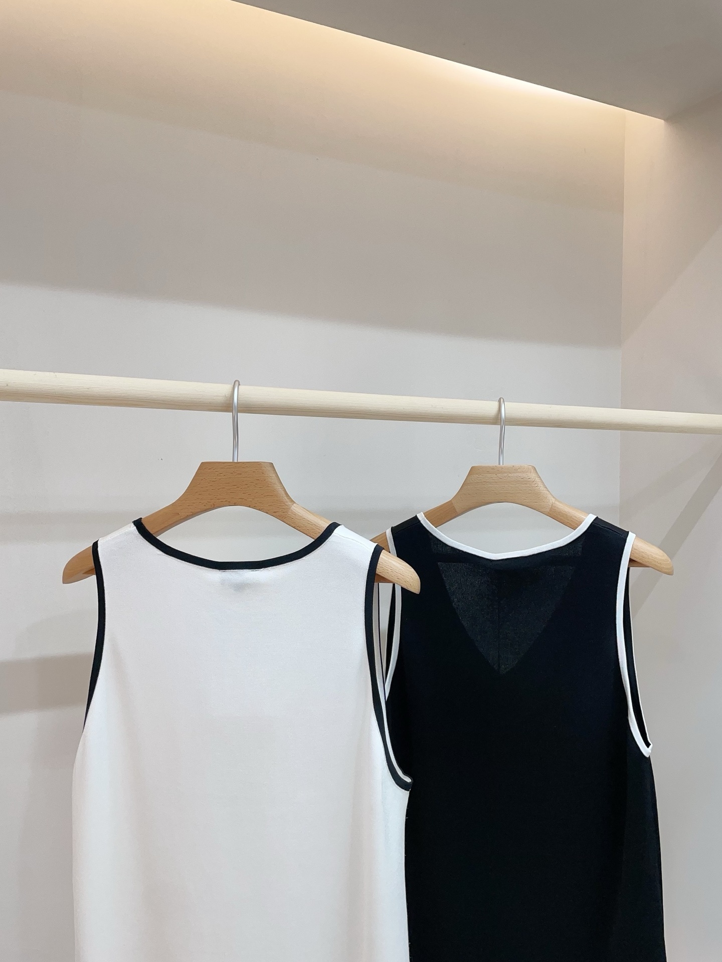 5c6db5e79fc9f8d2976d3b075fea95c7.jpg