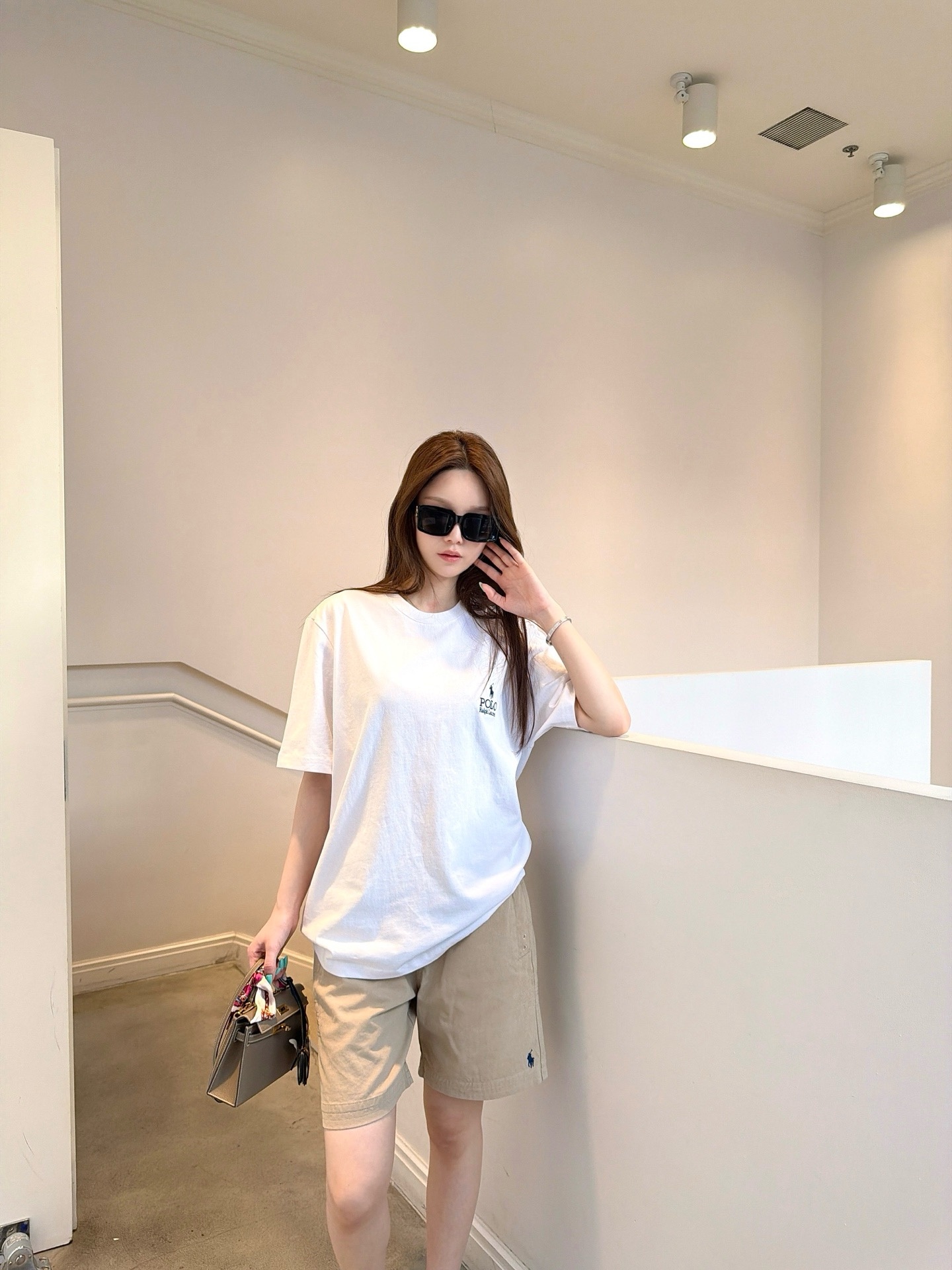 68665e1fdba1a2fab8689d70acc63c01.jpg