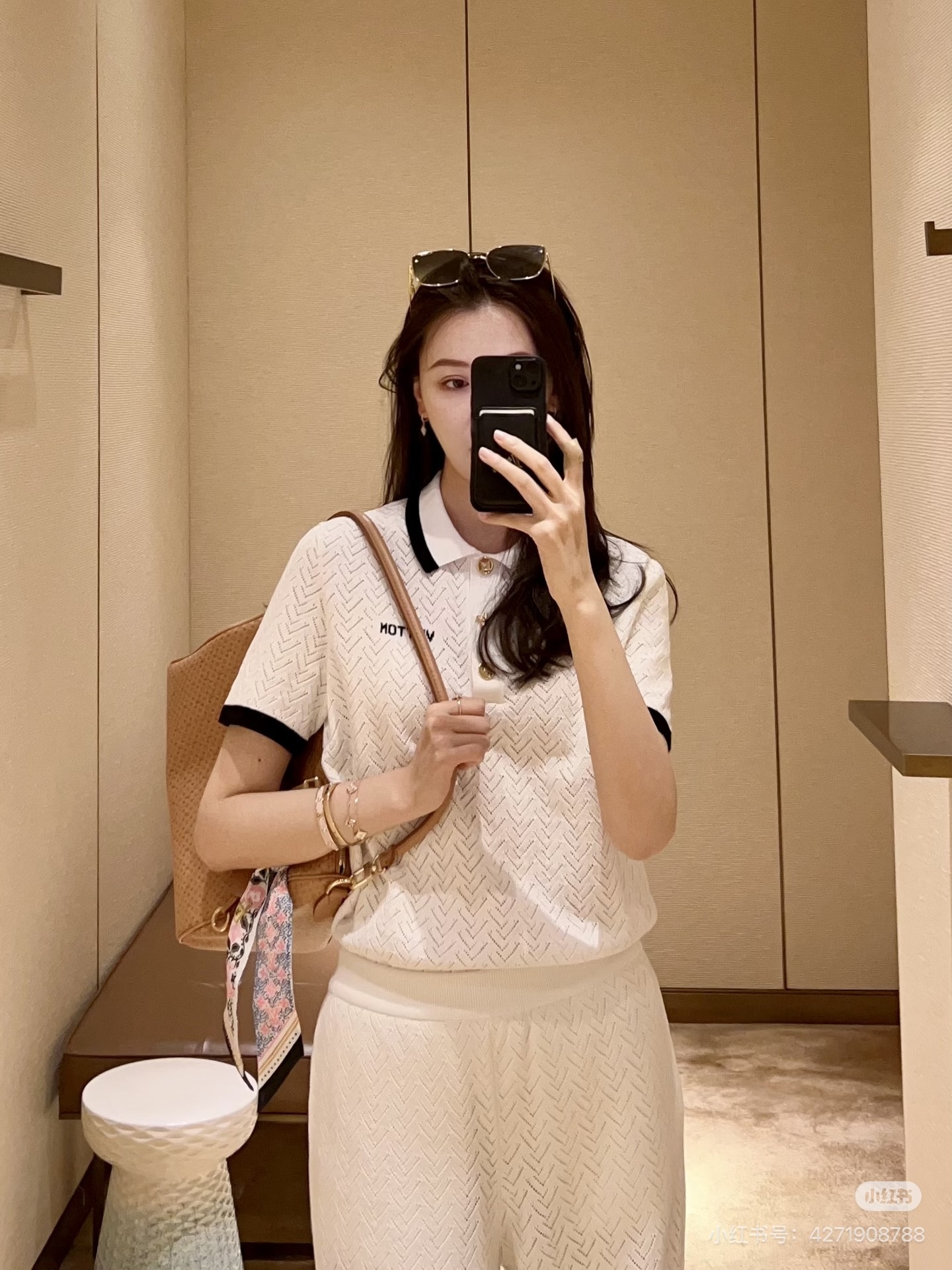 7777ce0445f82431a8995ab7ddbaca52.jpg