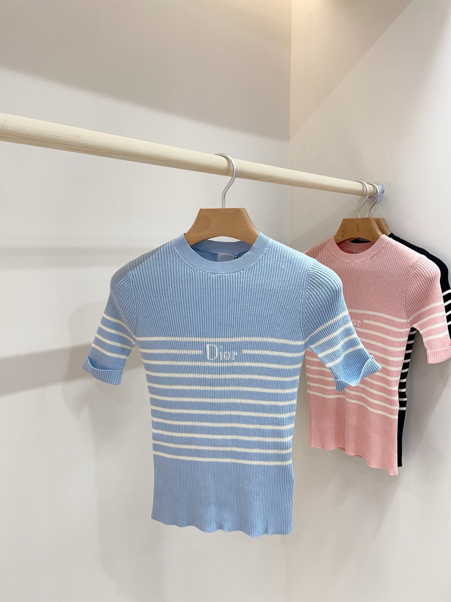 98c08721e70ee4f101cddb0c1b8cd70a.jpg