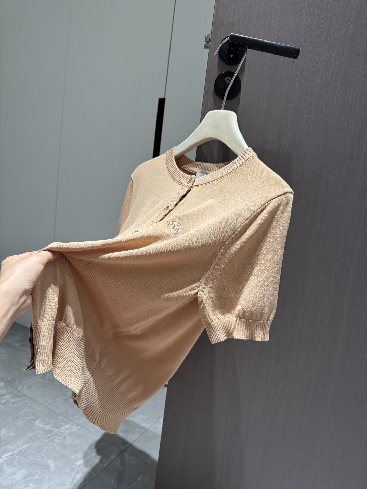 a2c282eba944b54759b4150b6fcd498b.jpg