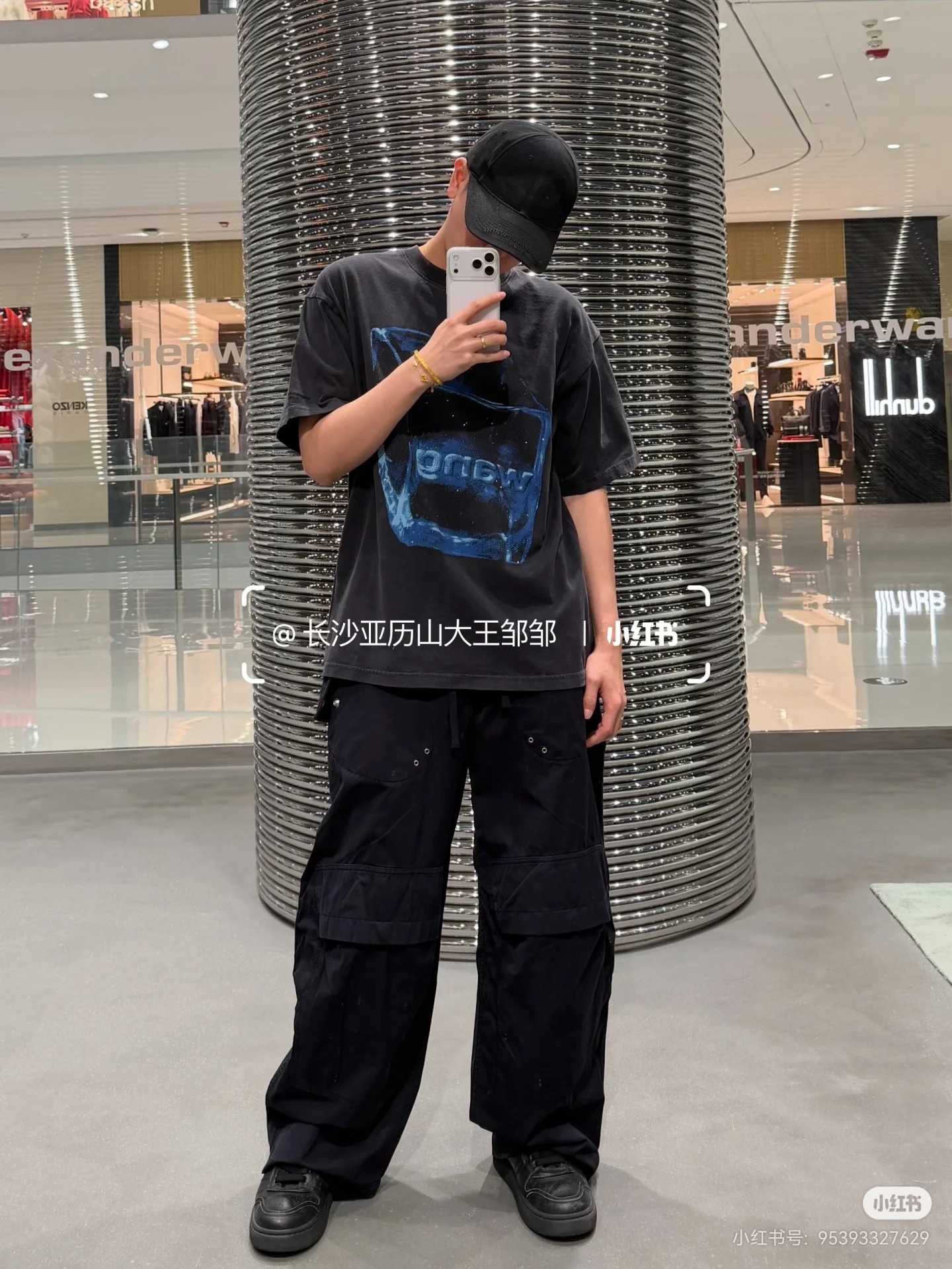 ef73f8ca09418bb8ced9a51ee971fa96.jpg