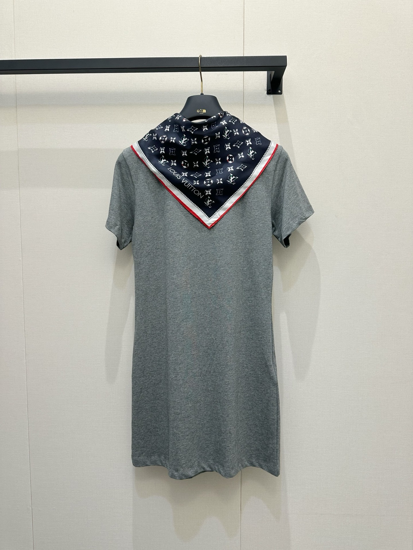 5b9bef443dc18edc7a01fddaa2b0f492.jpg